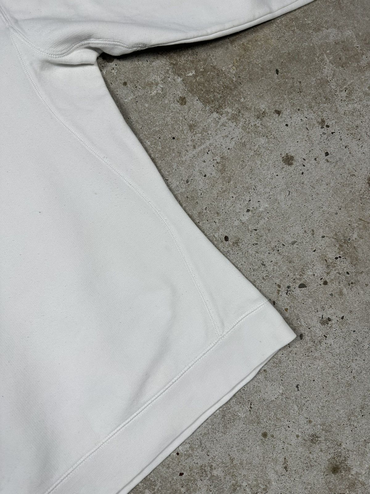 Nike × Vintage Vintage Y2K Nike White Center Big Swoosh Crewneck Size US S / EU 44-46 / 1 - 17 Thumbnail