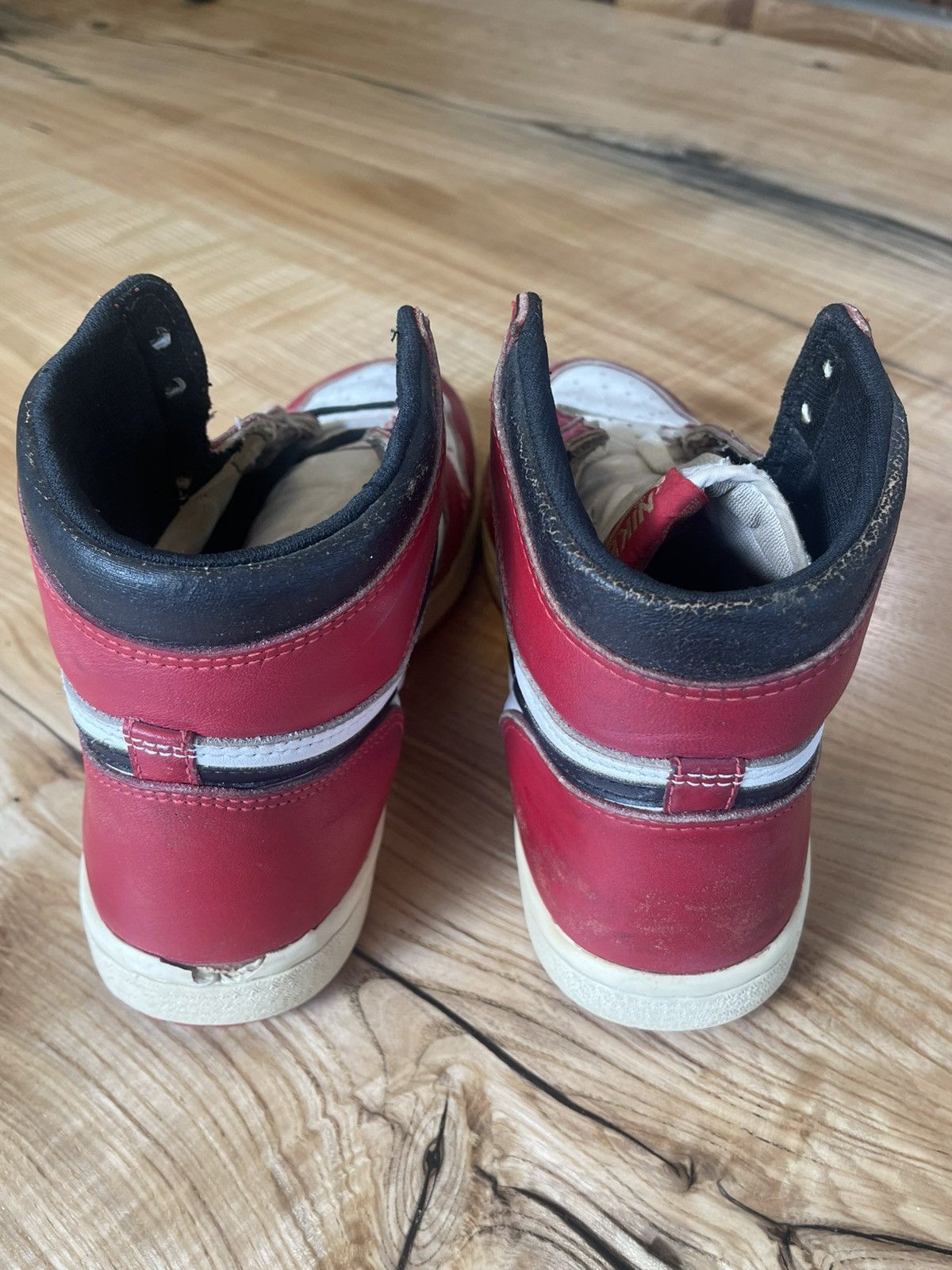 Jordan Brand Air jordan 1 1985 chicago retro og high top Size US 10.5 / EU 43-44 - 5 Thumbnail