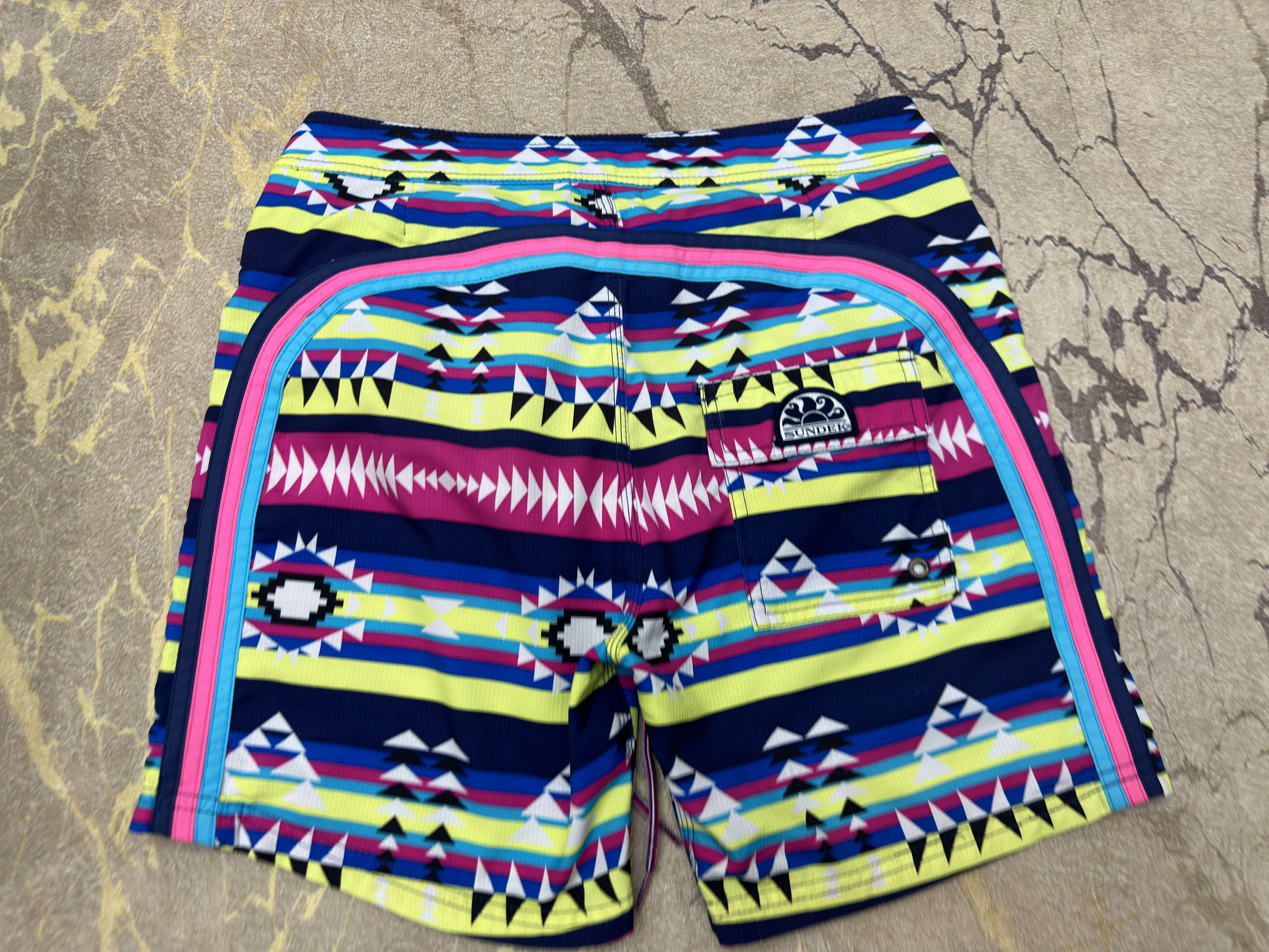Sundek Roman Style Sundek 29 Beach Shorts Trunks Bath Suit size 29 Size US 29 - 1 Thumbnail