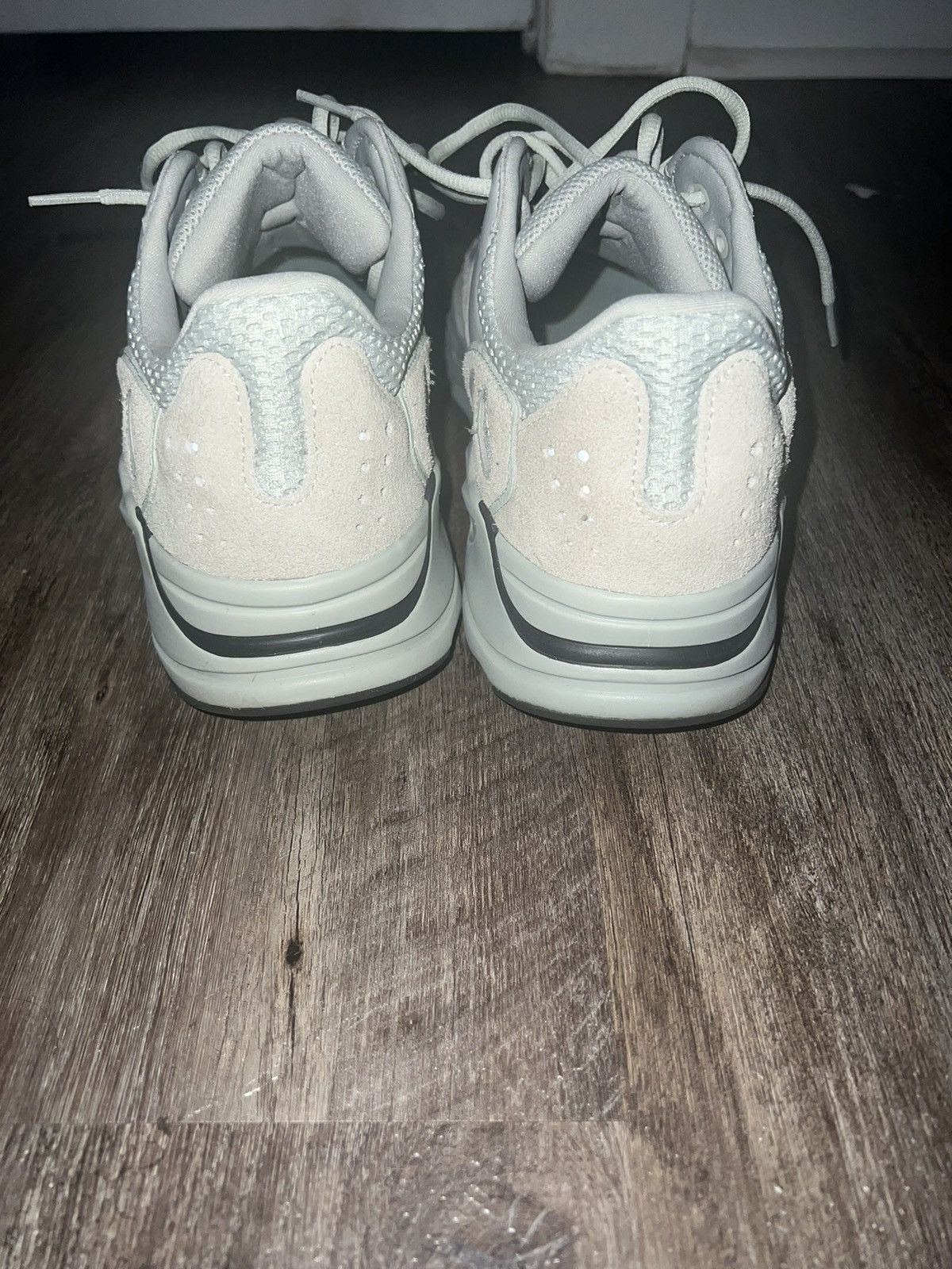 Yeezy Yeezy boost 700 Size US 11 / EU 44 - 7 Thumbnail