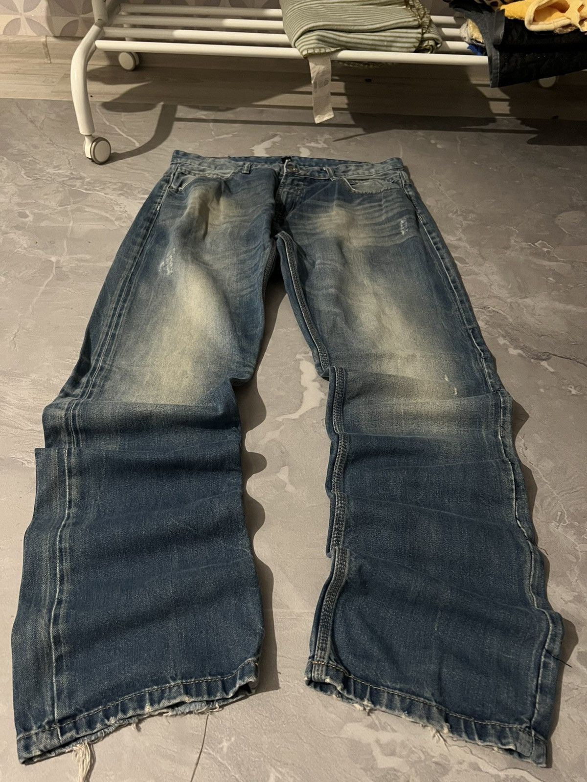 Japanese Brand Faded Patina Glamour Jean / Heavy Distressed Style Size US 34 / EU 50 - 1 Thumbnail