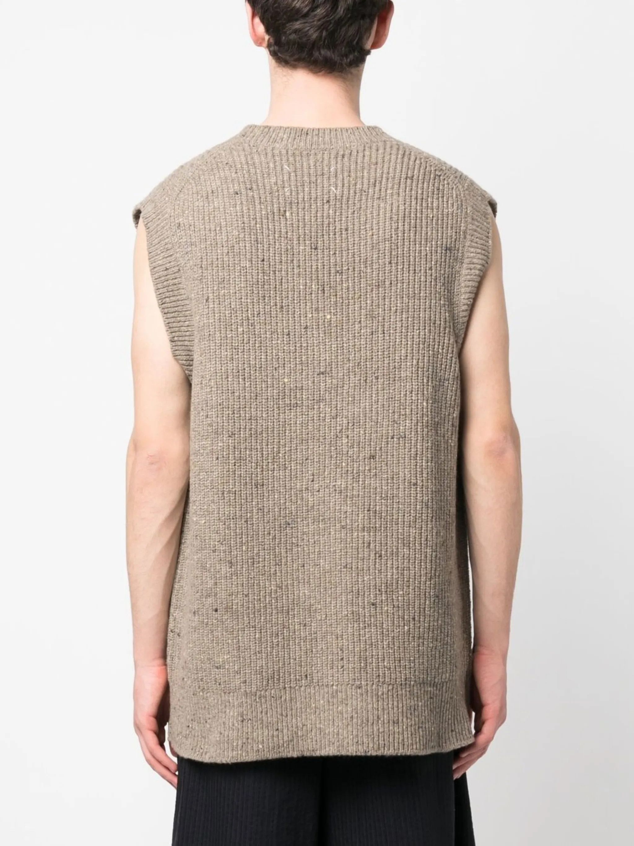 Maison Margiela o1w1db10525 V-neck Knitted Vest in Beige Size US L / EU 52-54 / 3 - 4 Thumbnail