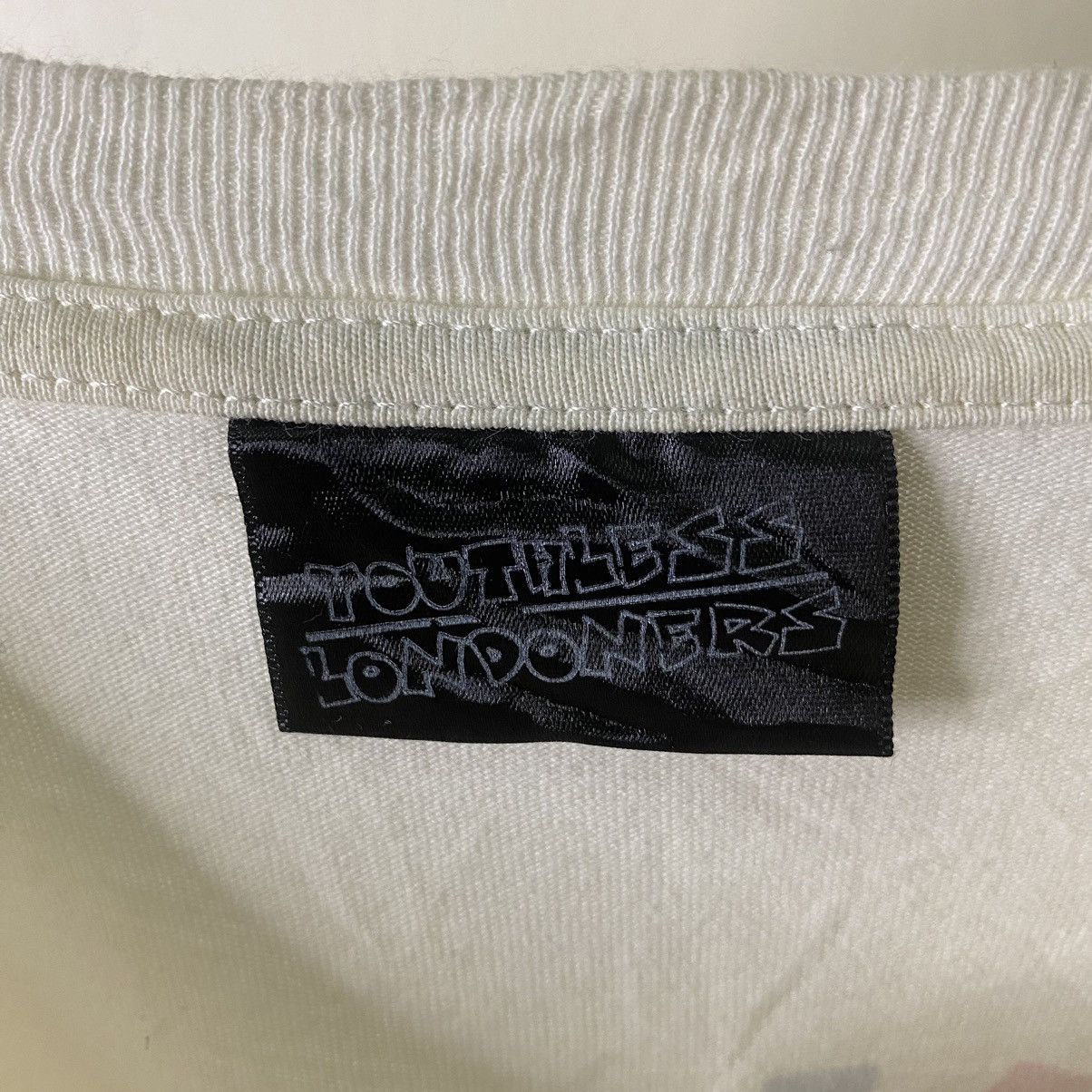 Journal Standard Journal Standard x Youthless Londoners Graphic LS Tee Size US L / EU 52-54 / 3 - 3 Thumbnail