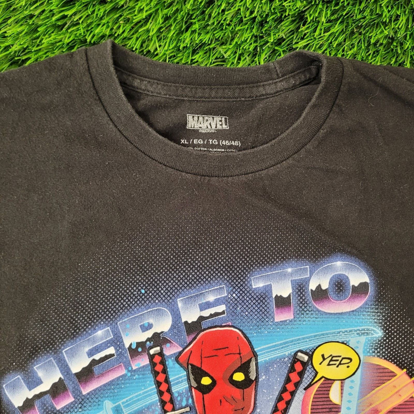 Marvel Comics Marvel-Universe Deadpool Party Shirt L/XL 23x26 Crop Black Size US XL / EU 56 / 4 - 2 Thumbnail