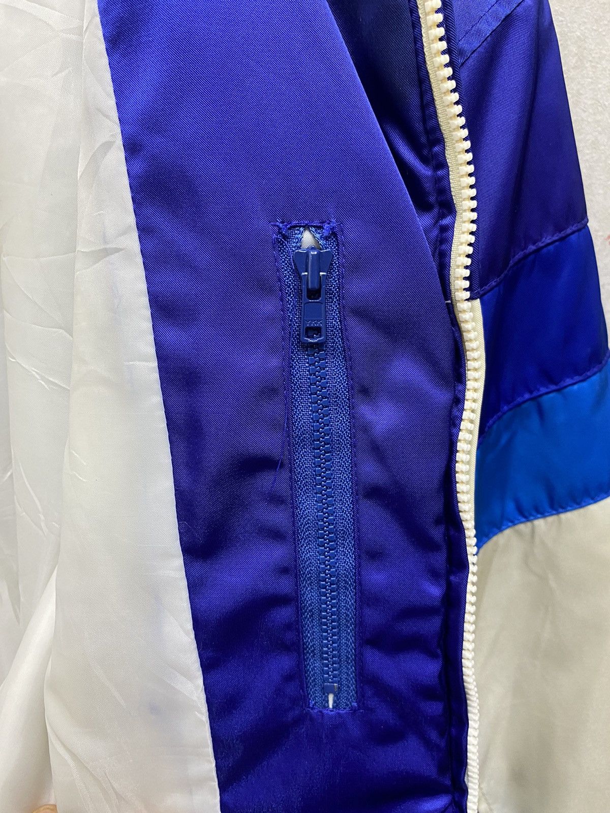 Japanese Brand Vintage Motor Racing Team Suzuki Bomber Jacket Full Zip Size US L / EU 52-54 / 3 - 11 Thumbnail