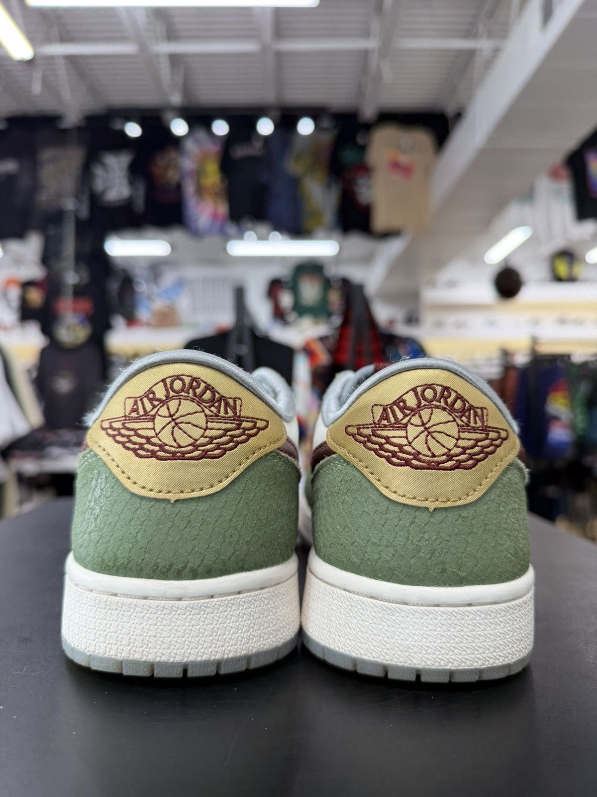 Jordan Brand Jordan 1 Low Year of the Dragon Size 8.5 (2024) Size US 8.5 / EU 41-42 - 5 Thumbnail