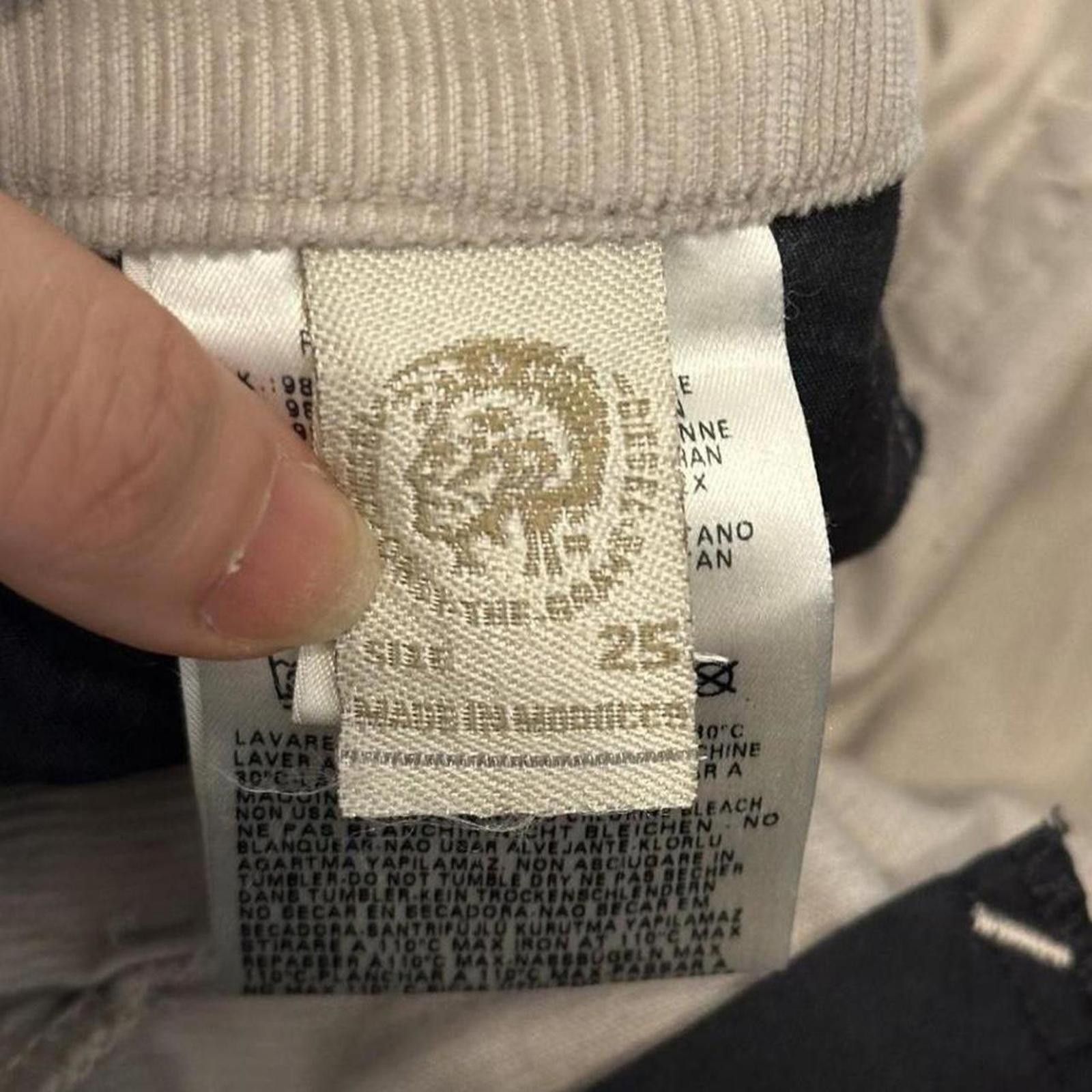Diesel Diesel authentic 2000s grunge low rise flare beige jeans Size 26" / US 2 / IT 38 - 4 Thumbnail