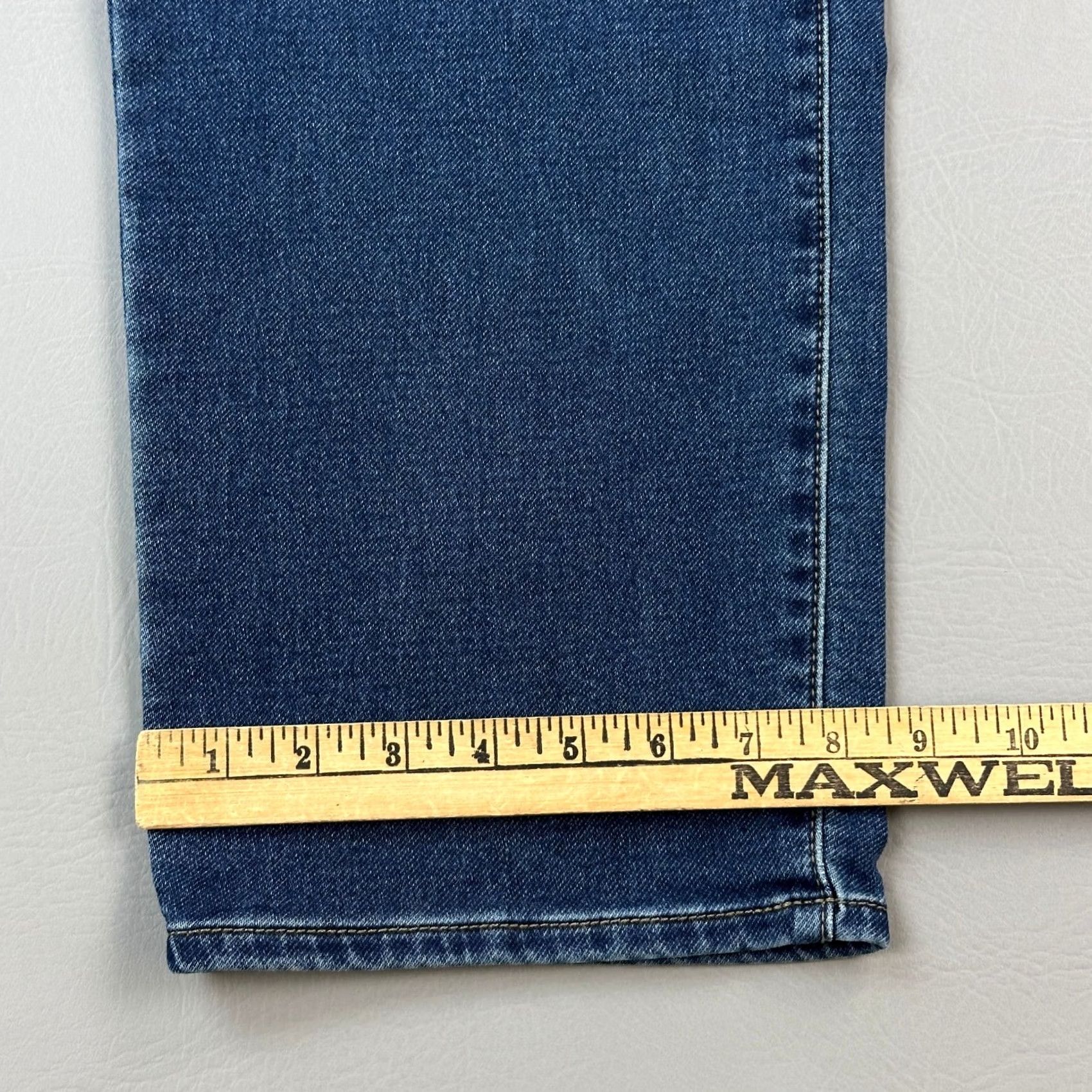 Vintage 32 Degrees Jeans Mens 40x32 Dark Wash Denim Straight Stretch NWT Velcro? Size US 40 / EU 56 - 4 Thumbnail