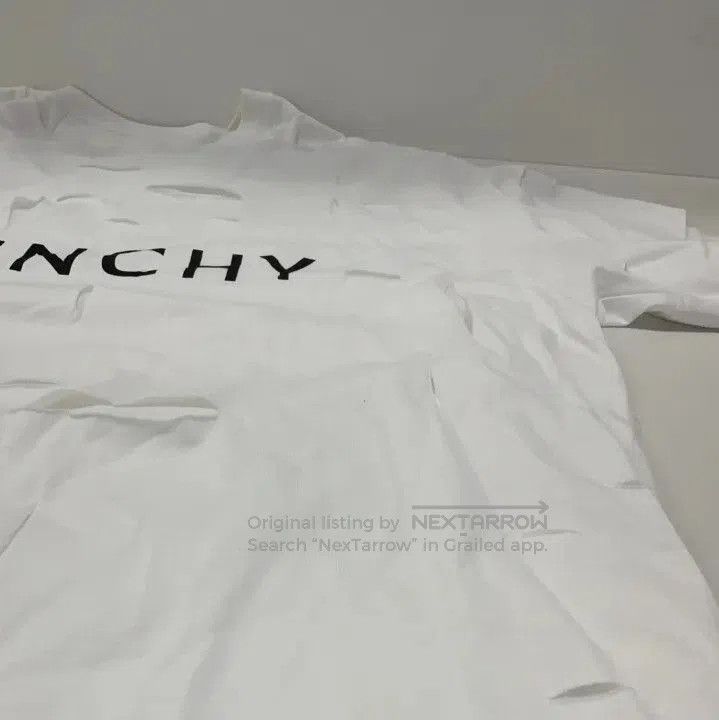 Givenchy Givenchy SS23 Logo Print Distressed Short Sleeve T-Shirt. Size US L / EU 52-54 / 3 - 5 Thumbnail