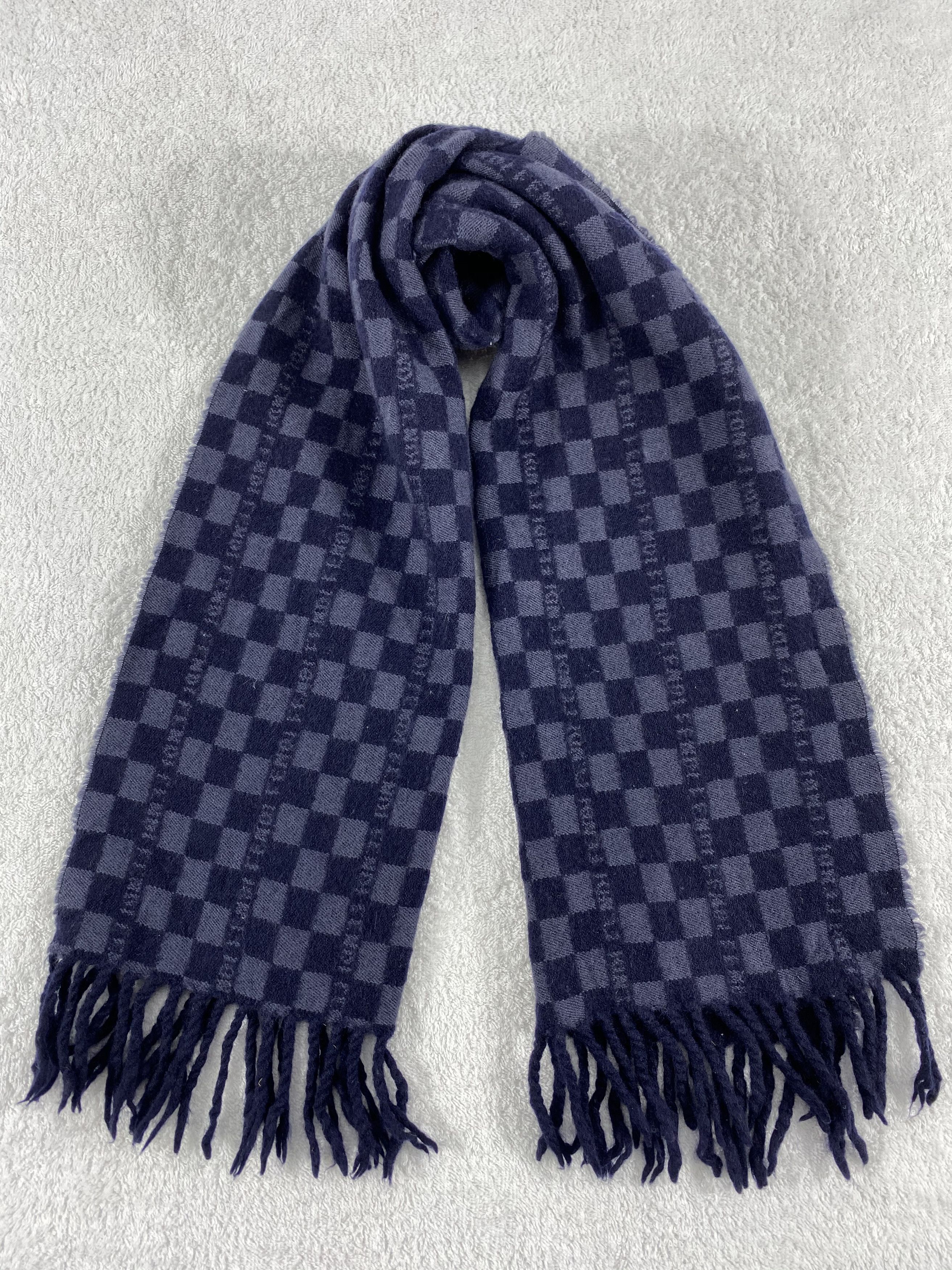 Fendi Vintage Fendi Scarf/Muffler/Neckwear MF766 Size ONE SIZE - 1 Thumbnail