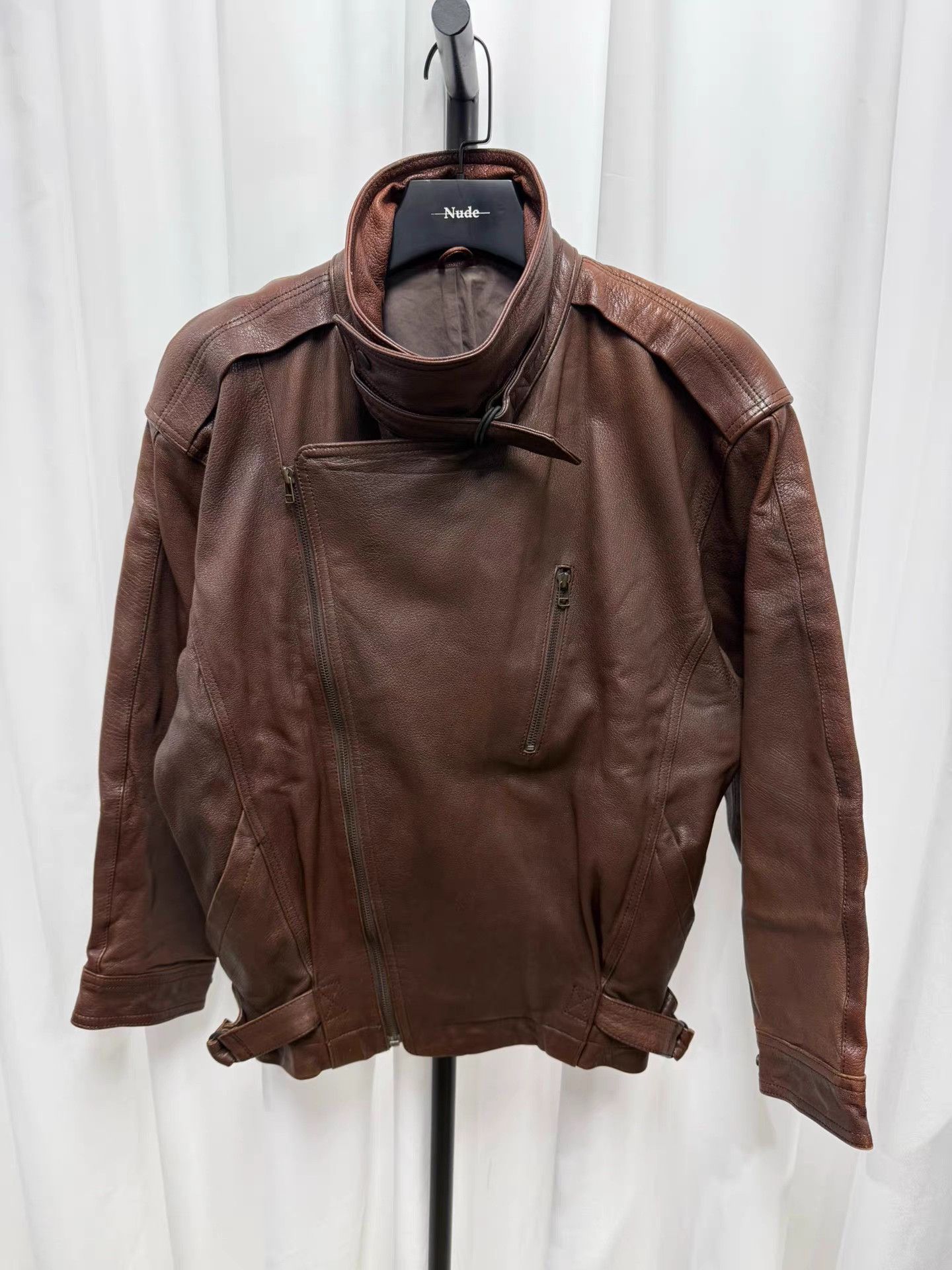 Issey Miyake Issey miyake men Leather Short Wide Jacket K20 Size US L / EU 52-54 / 3 - 1 Thumbnail
