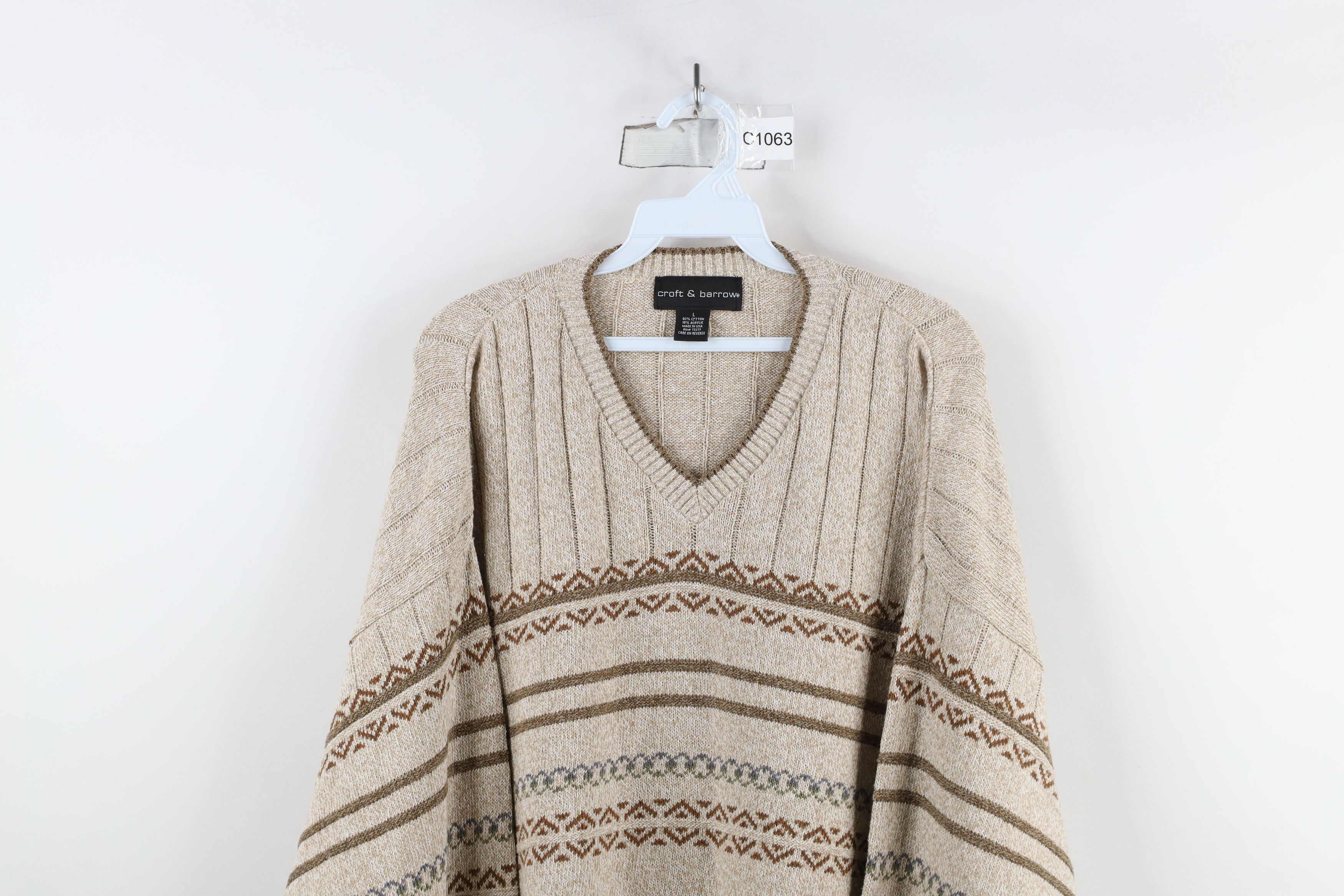 Vintage Vintage 90s Streetwear Fair Isle Knit V-Neck Sweater USA Size US L / EU 52-54 / 3 - 2 Thumbnail