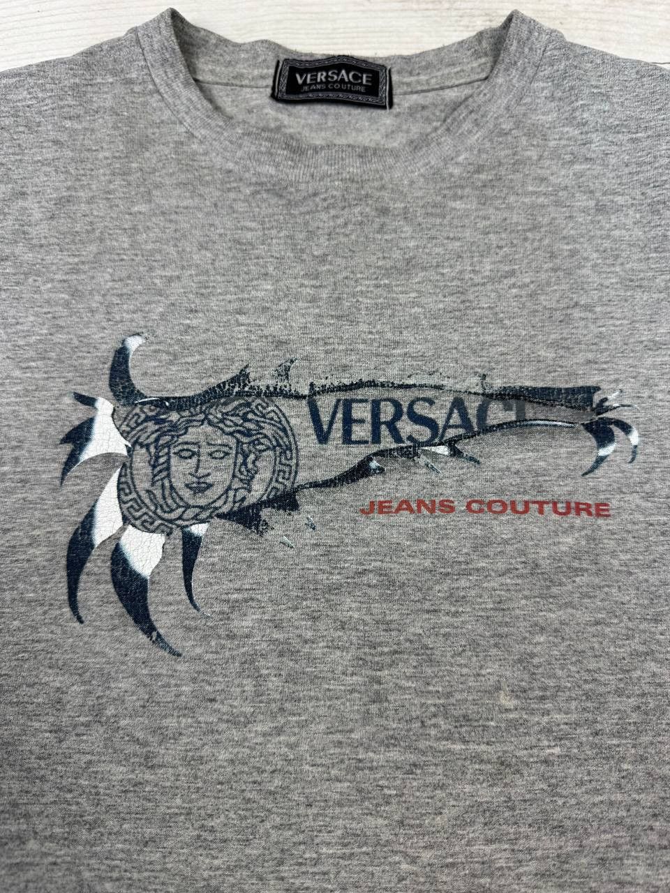 Versace Jeans Couture Vintage Versace Jeans Couture Big Logo T Shirt Size US L / EU 52-54 / 3 - 9 Thumbnail