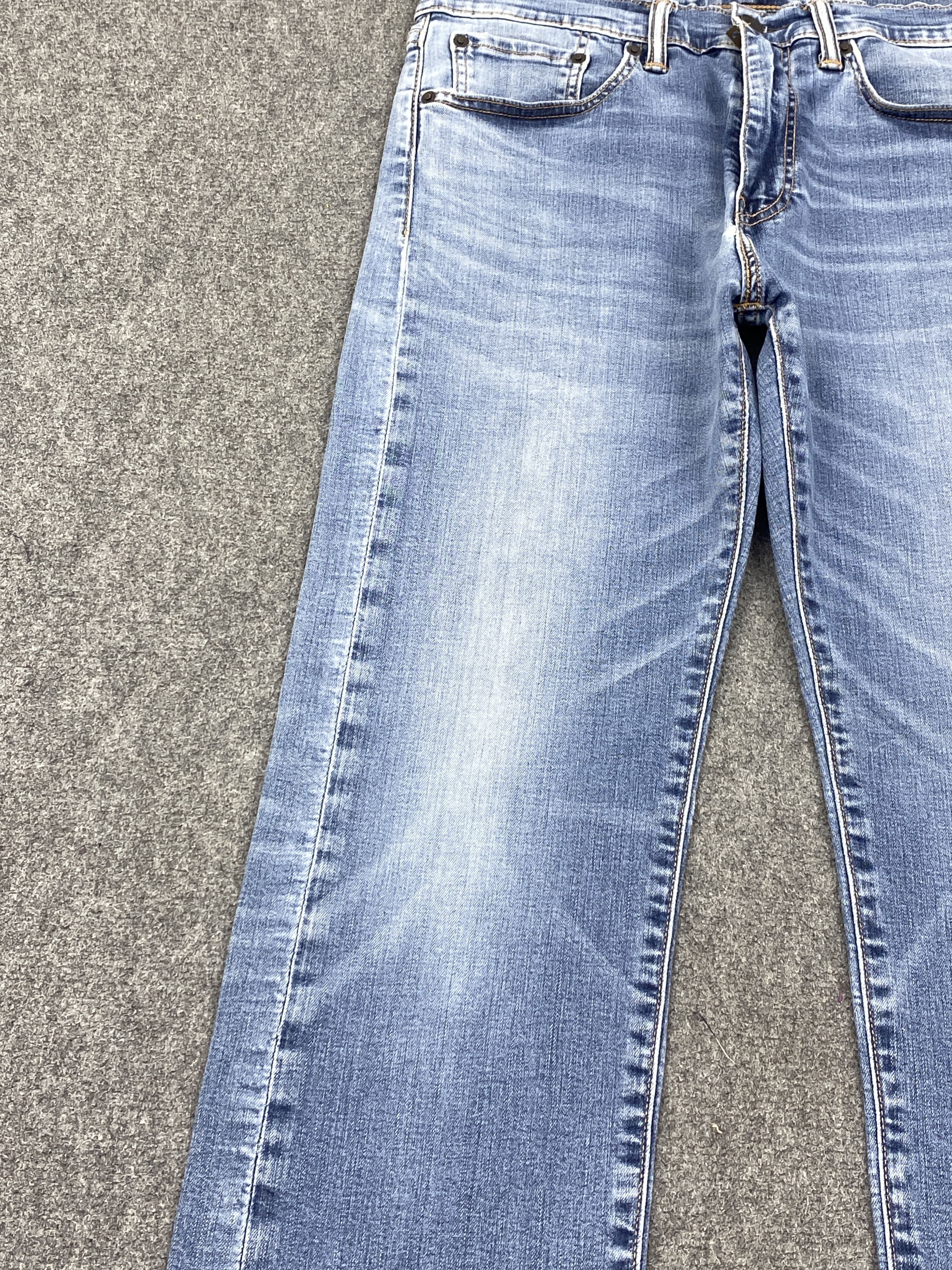 Levi's Vintage Levi's 505 Faded Blue Jeans DP2825 Size US 31 - 9 Thumbnail