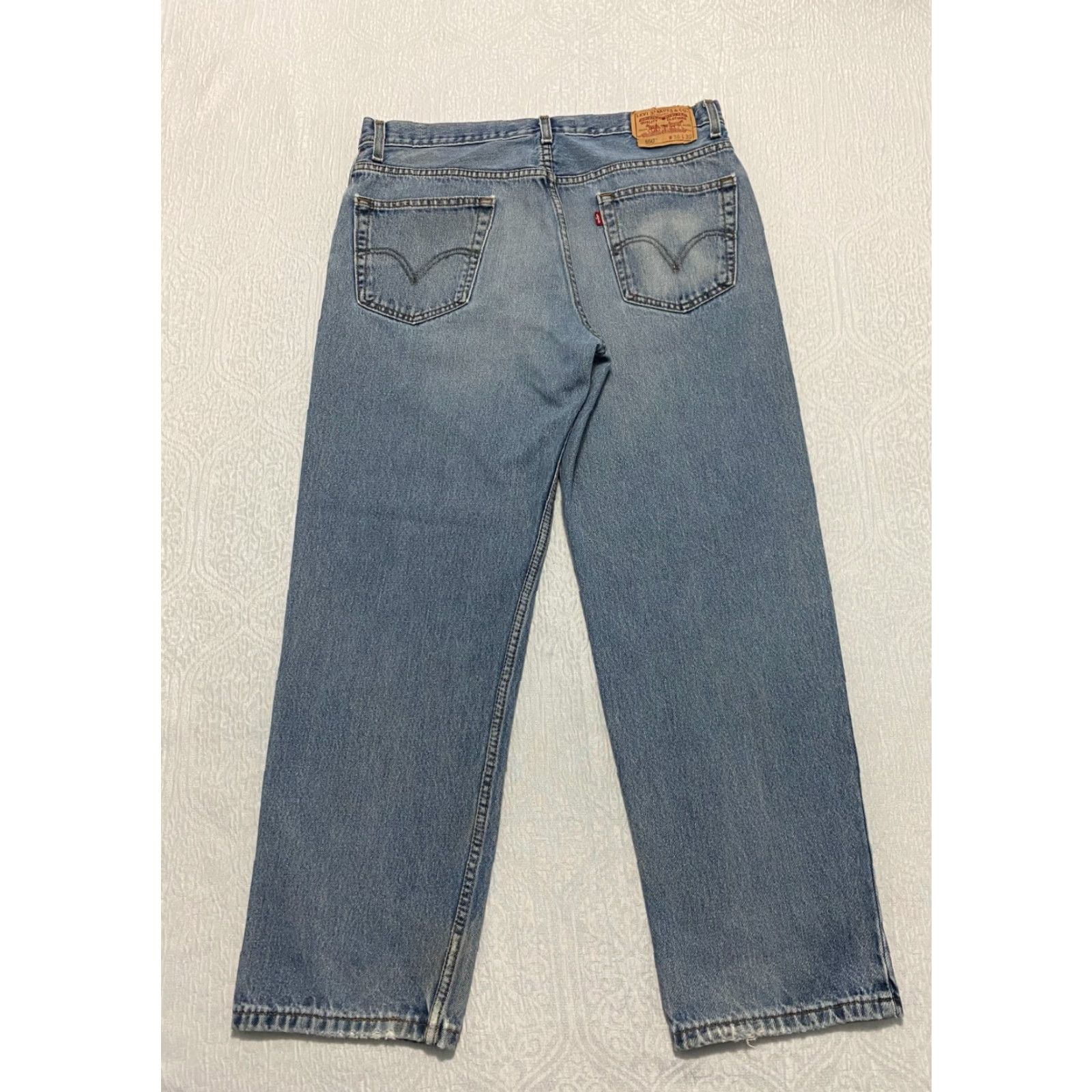 Levi's VINTAGE Levi's 550 Jeans Mens 36×30 Blue Relaxed Fit 5-Pocket Denim Straight Classic 100% Cotton Modern Whiskers Size US 36 / EU 52 - 2 Thumbnail
