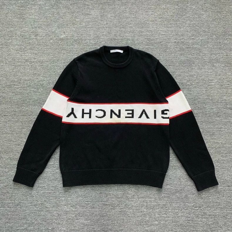 Givenchy Givenchy Black Large胸前 Logo Sweater, Size XL Size US XL / EU 56 / 4 - 1 Thumbnail
