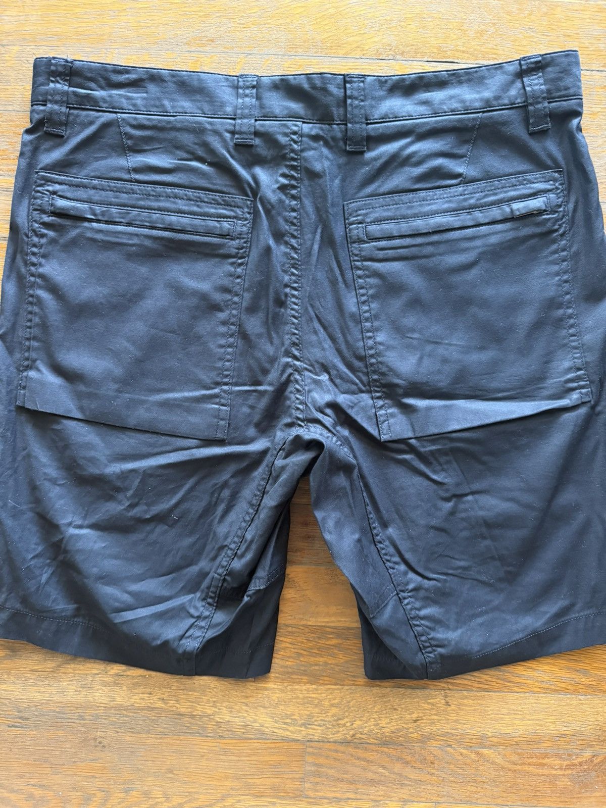 Theory Theory Navy Ditmas Cargo Shorts Size US 32 / EU 48 - 3 Thumbnail