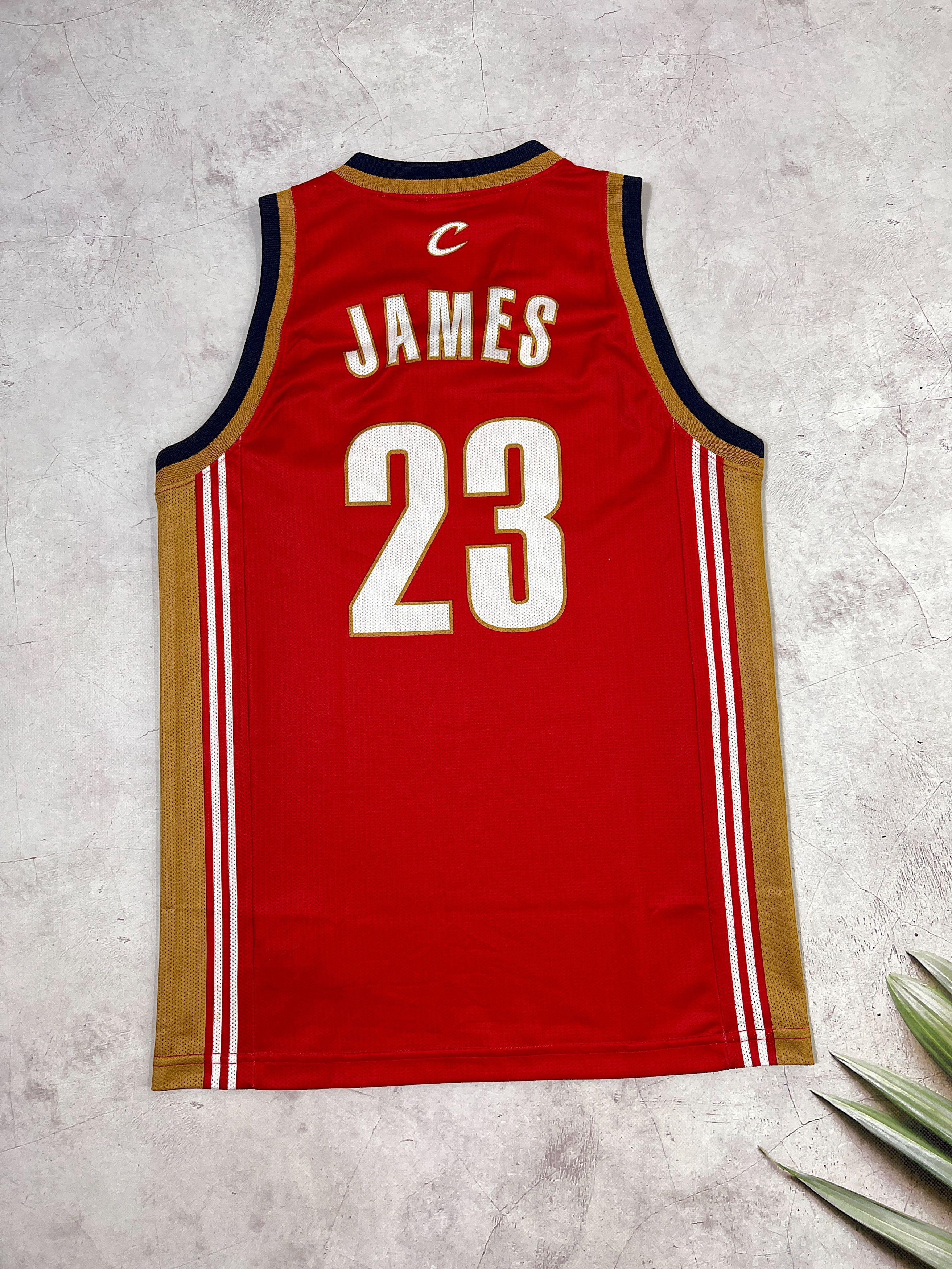 Champion × NBA × Vintage Vintage Cleveland Cavaliers NBA Jersey #23 JAMES LeBron Size US S / EU 44-46 / 1 - 10 Thumbnail