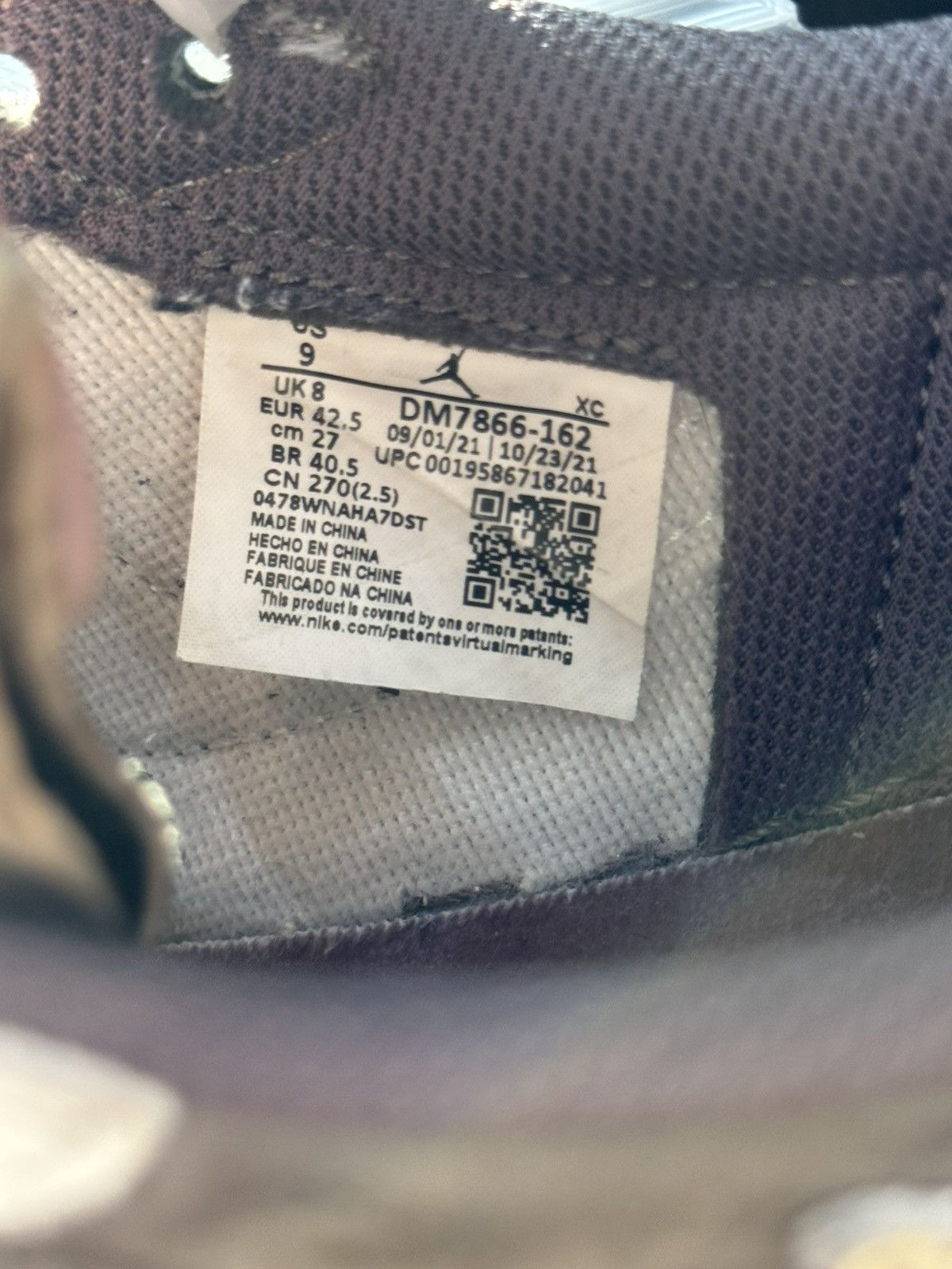 Jordan Brand × Travis Scott Travis Scott Jordan 1 Reverse Mocha low Size US 9 / EU 42 - 7 Thumbnail