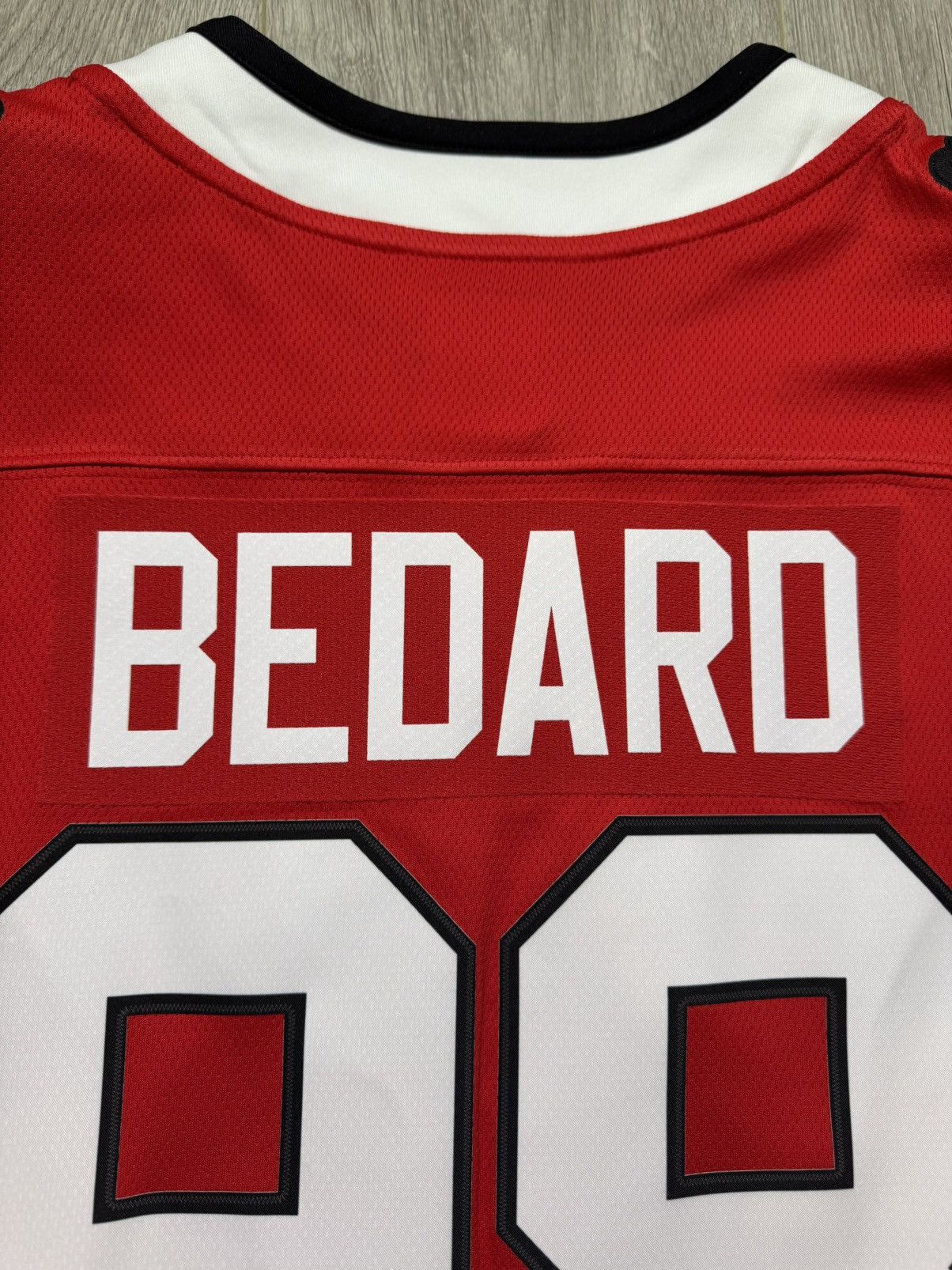 NHL Connor Bedard Chicago Blackhawks NHL Fanatics Jersey Size US L / EU 52-54 / 3 - 7 Thumbnail
