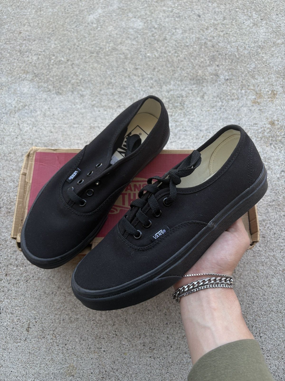 Vans DS Vans Authentic Black Shoes Size 6M, 7.5W Size US 6 / EU 39 - 1 Thumbnail