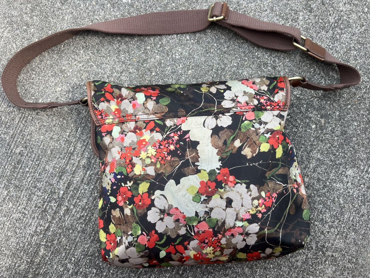 Paul Smith Paul smith Flowers Art Sling Bag Size ONE SIZE - 10 Thumbnail
