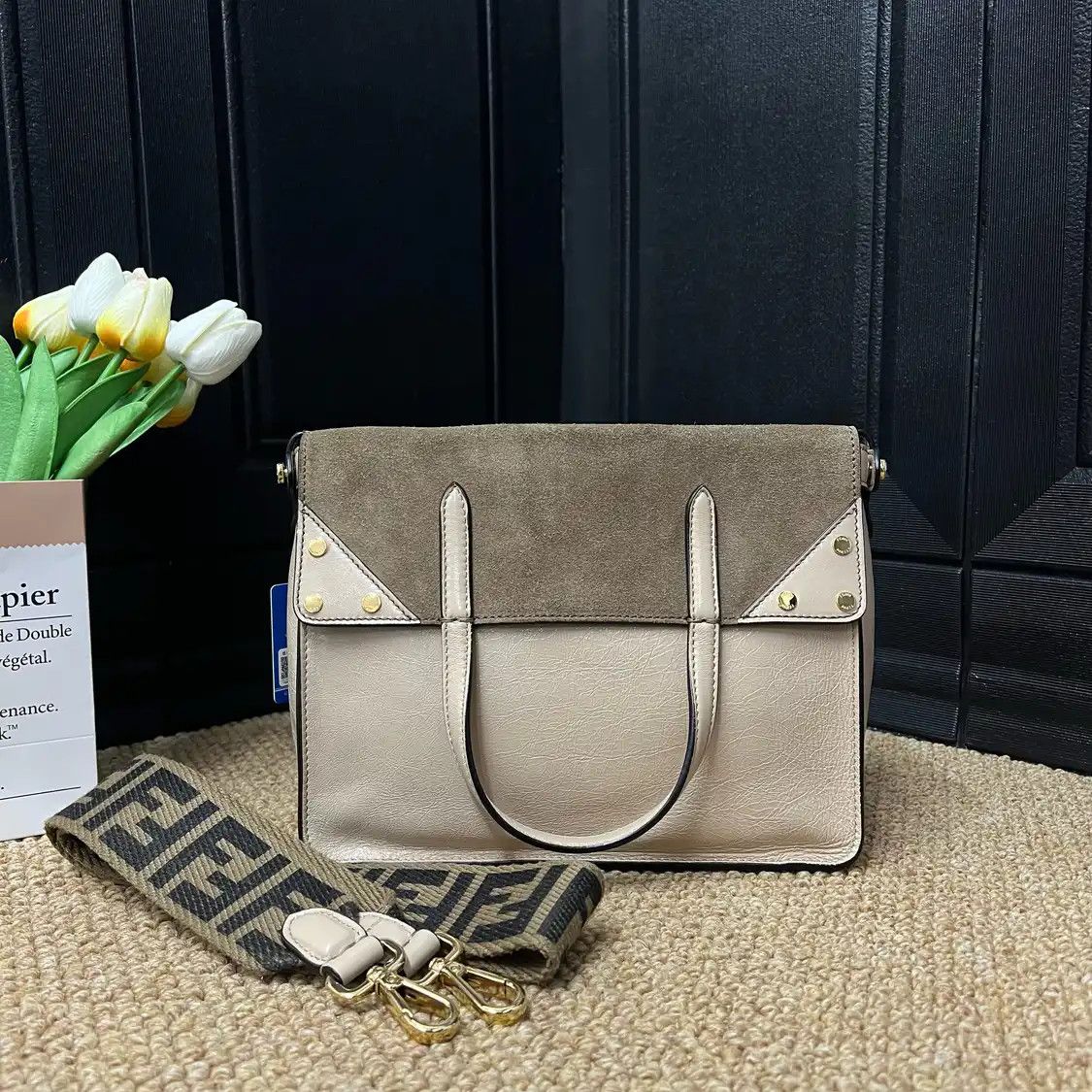 Fendi FENDI Flip Medium white sheepskin crossbody bag Size ONE SIZE - 1 Thumbnail