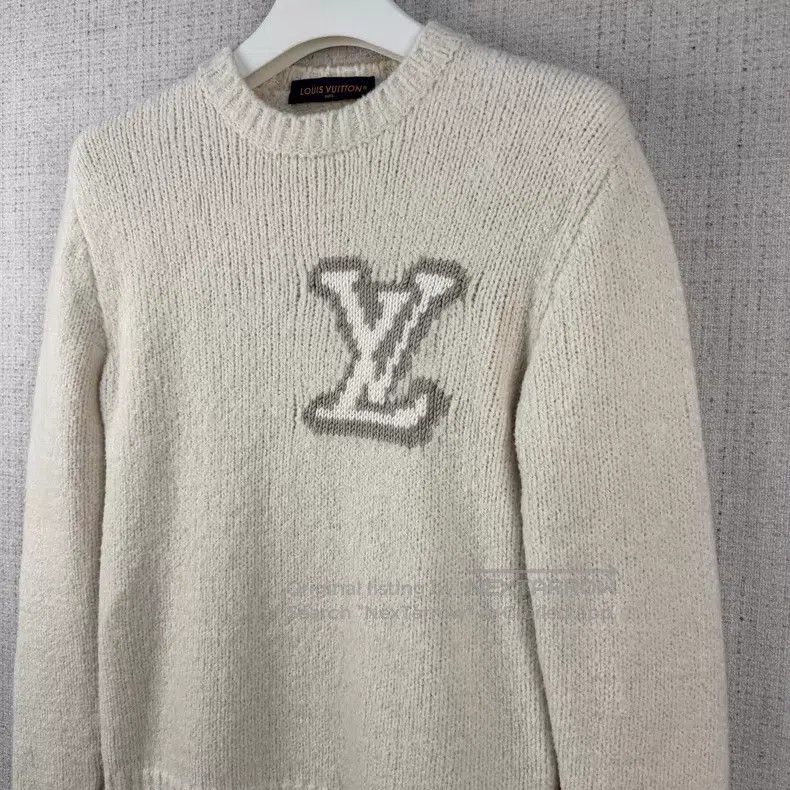 Louis Vuitton Louis Vuitton Letter Logo Intarsia Teddy Crew Neck Long Sl Size US S / EU 44-46 / 1 - 2 Thumbnail