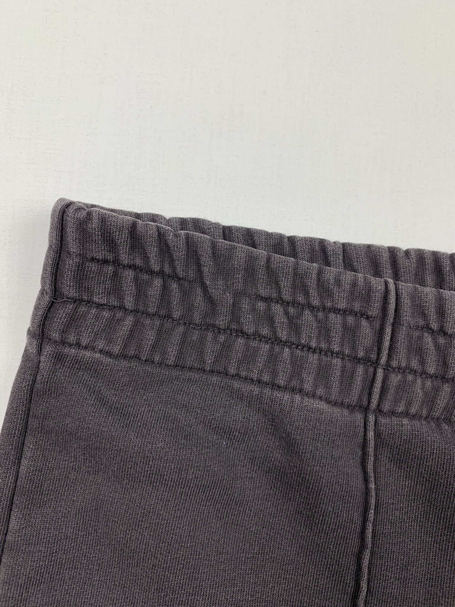 Yeezy women's yeezy season 5 sweapants Size 33" - 4 Thumbnail