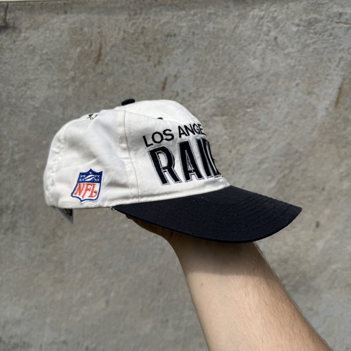 NFL Vintage Los Angeles Raiders Hat 90s NFL Cap Football USA Size ONE SIZE - 4 Thumbnail
