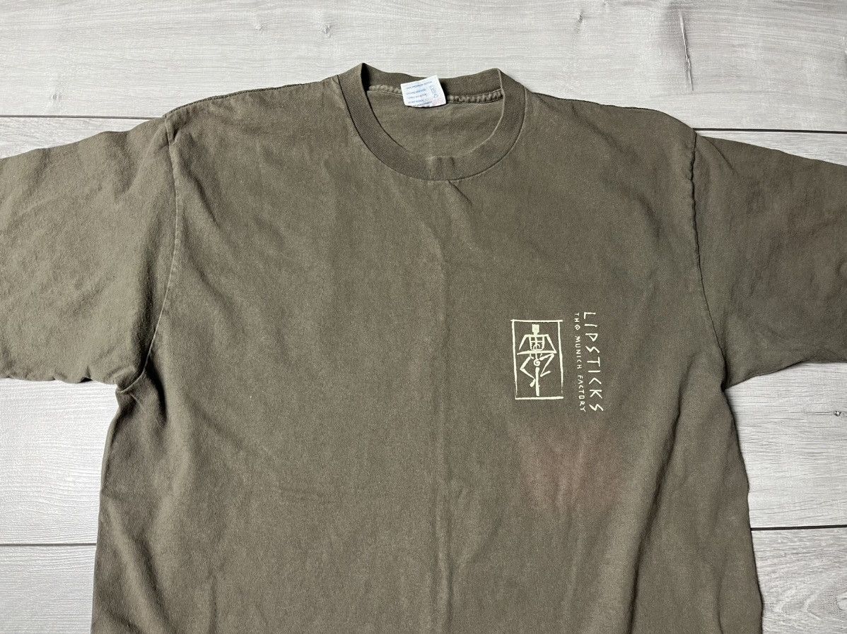 Band Tees Lipstick Tshirt the munich factory vintage size XLarge Size US XL / EU 56 / 4 - 3 Thumbnail