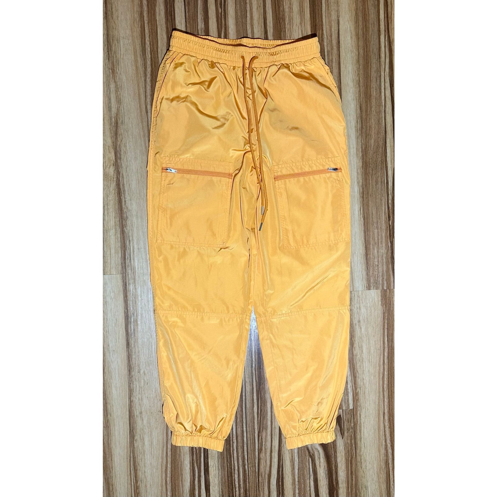 Forever 21 Forever 21 Orange Windbreaker Cargo Pants Size S Size 26" / US 2 / IT 38 - 1 Thumbnail