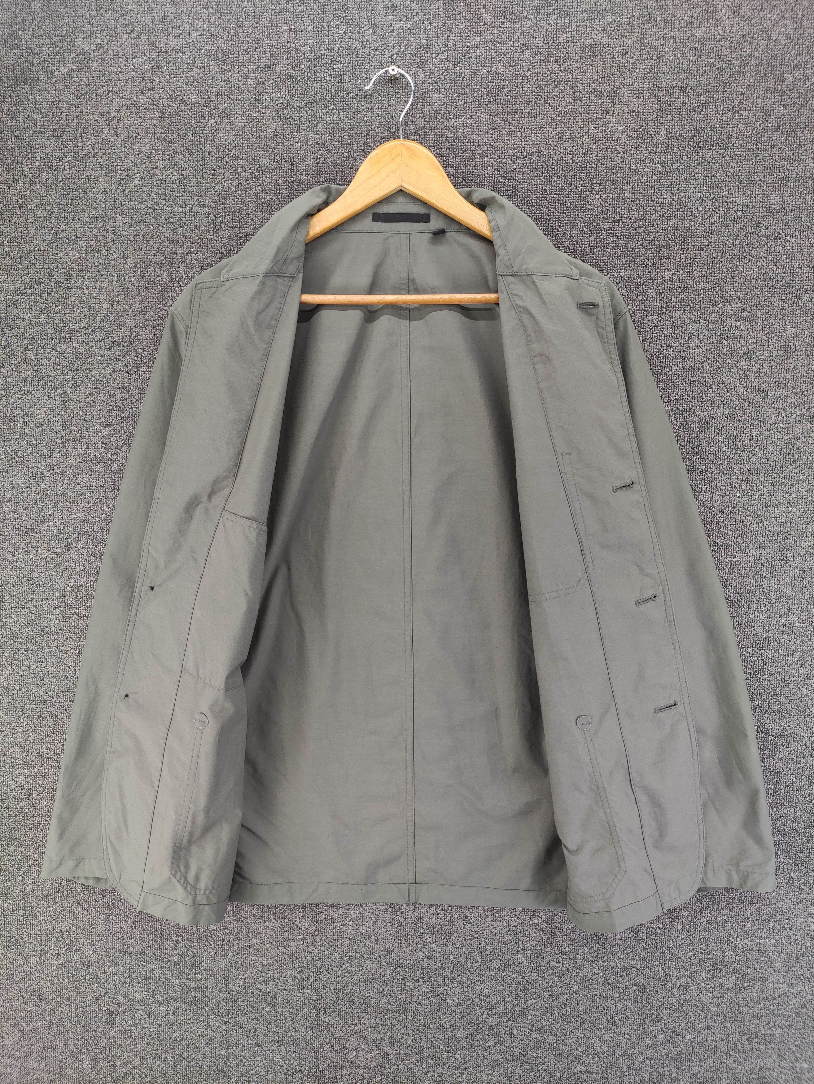 Uniqlo Vintage Uniqlo Chore Jacket Thin Cloth Button Up Size US M / EU 48-50 / 2 - 3 Thumbnail