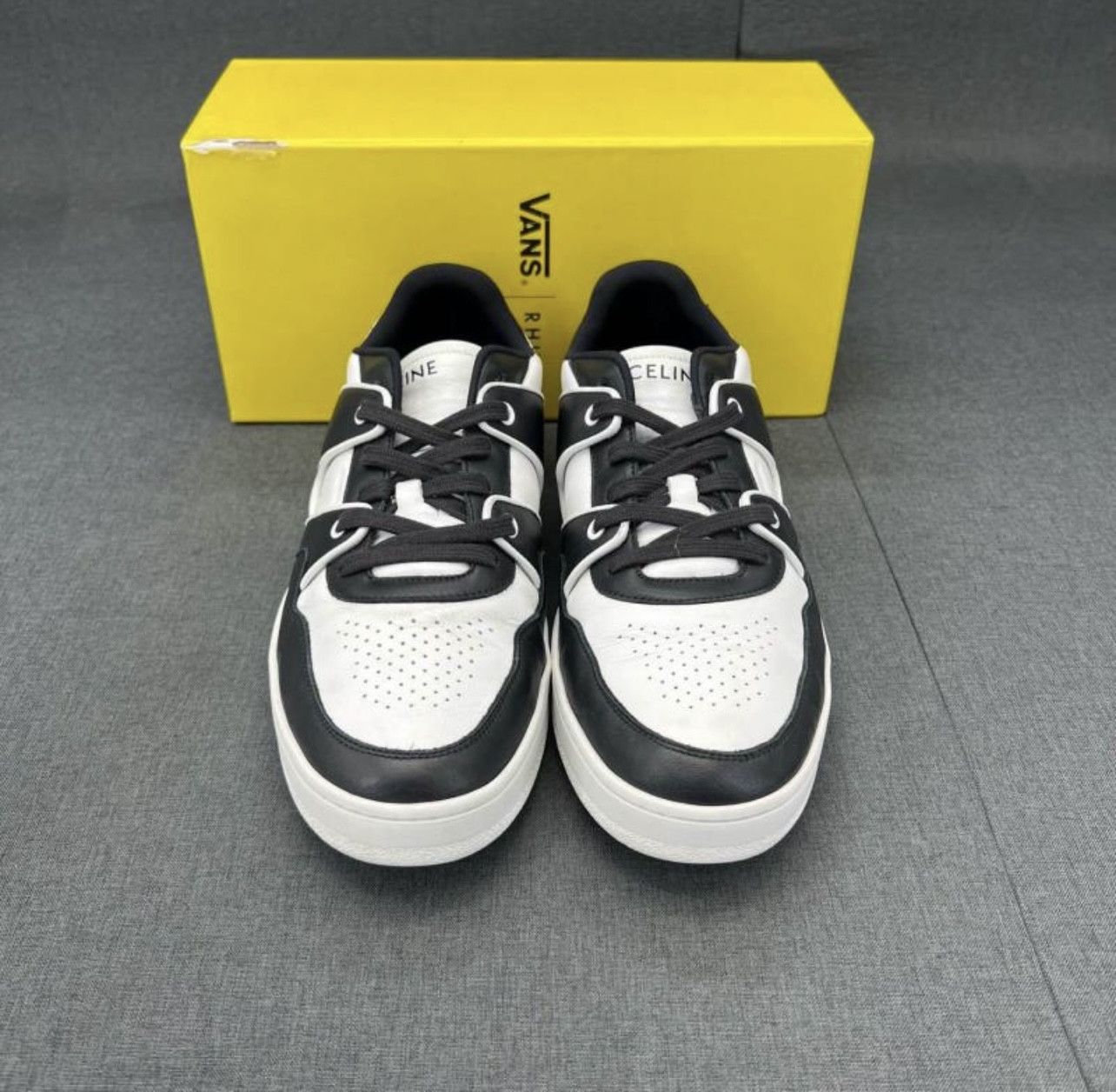 Balenciaga White and Blue Athletic Sneakers Size US 10.5 / EU 43-44 - 1 Thumbnail