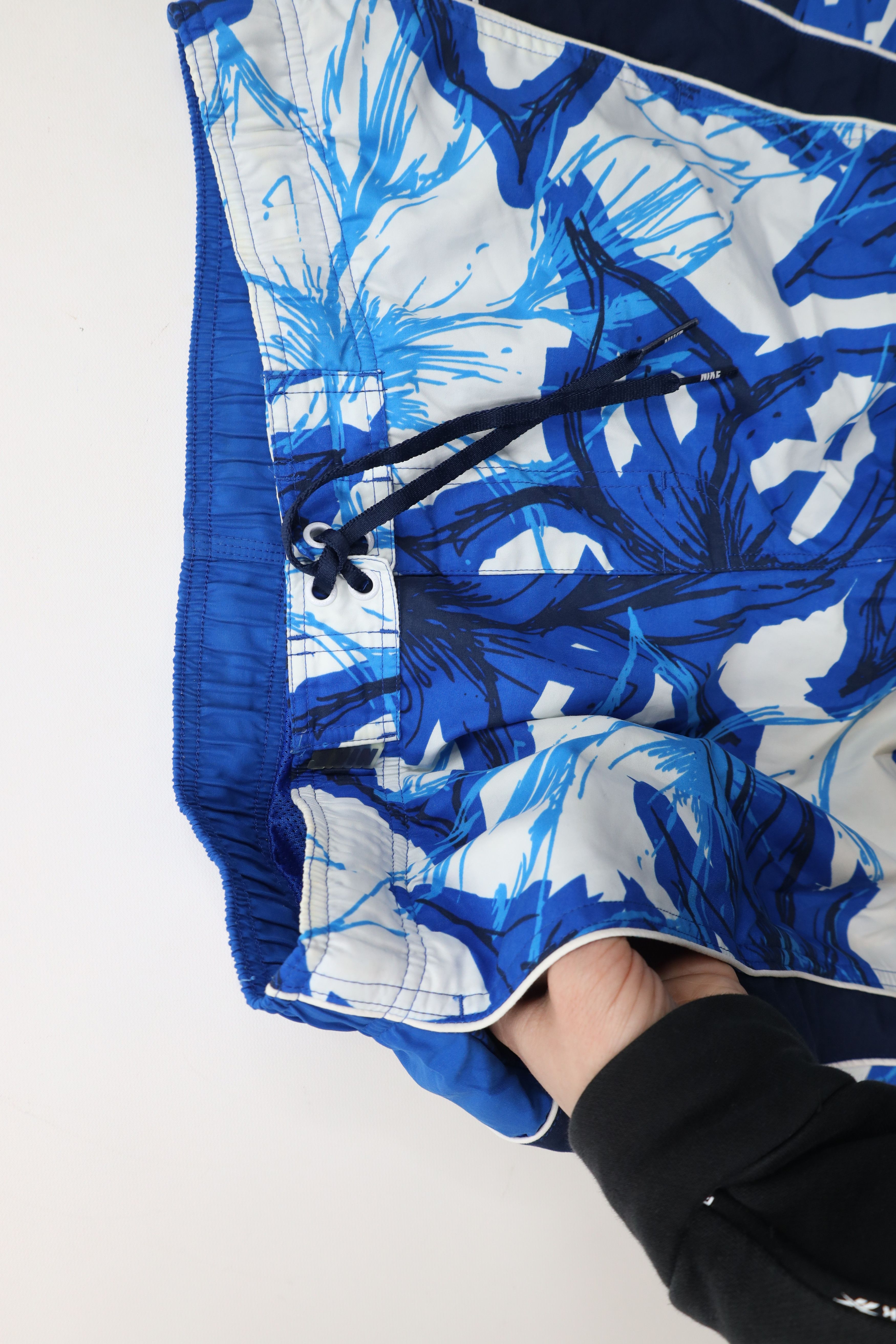 Nike × Vintage Vintage Y2K Nike Mini Swoosh Abstract Lined Swim Shorts Size US 32 / EU 48 - 7 Thumbnail