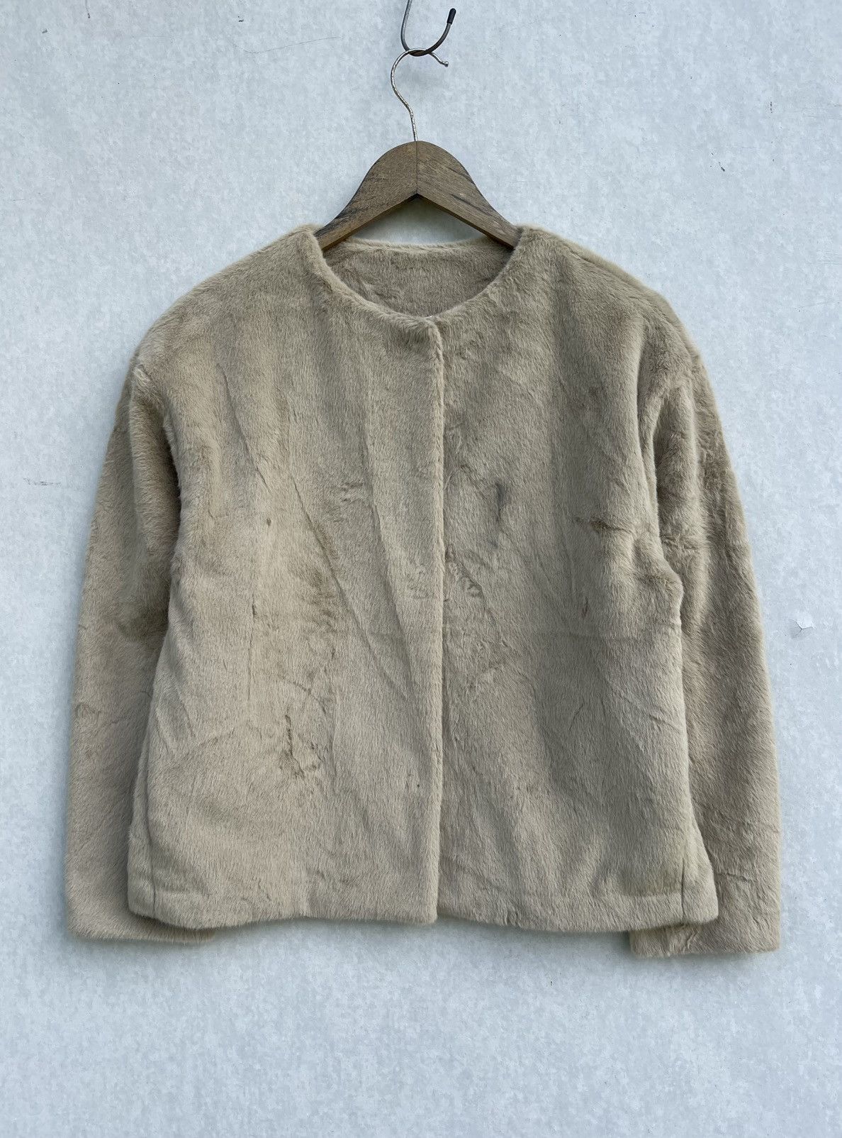 Japanese Brand × Uniqlo UNIQLO WOMEN'S SMOOTH YARN FAUX RABBIT FUR COLLARLESS JACKET Size L / US 10 / IT 46 - 3 Thumbnail