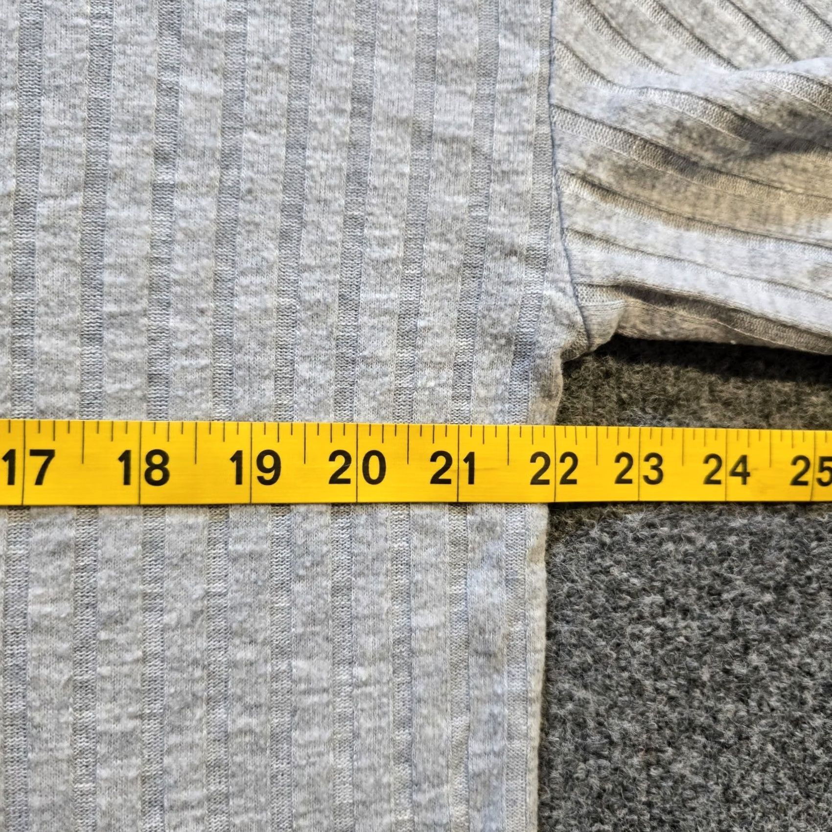 Vintage Chaser Top Womens Medium Gray Ribbed Long Sleeve Crop T-Shirt Casual Lounge Knit Regular Slim? (Note: There is no Slim in original) Size M / US 6-8 / IT 42-44 - 5 Thumbnail