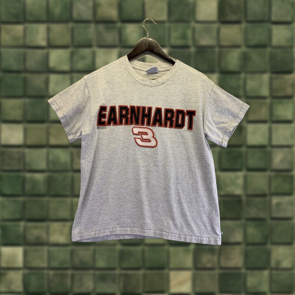 Chase Authentics Vintage 1990s Dale Earnhardt Nascar Patch Work Graphic Gray Mens Womens Unisex T-Shirt L XS/S Short Sleeve Shirt Size US L / EU 52-54 / 3 - 1 Thumbnail