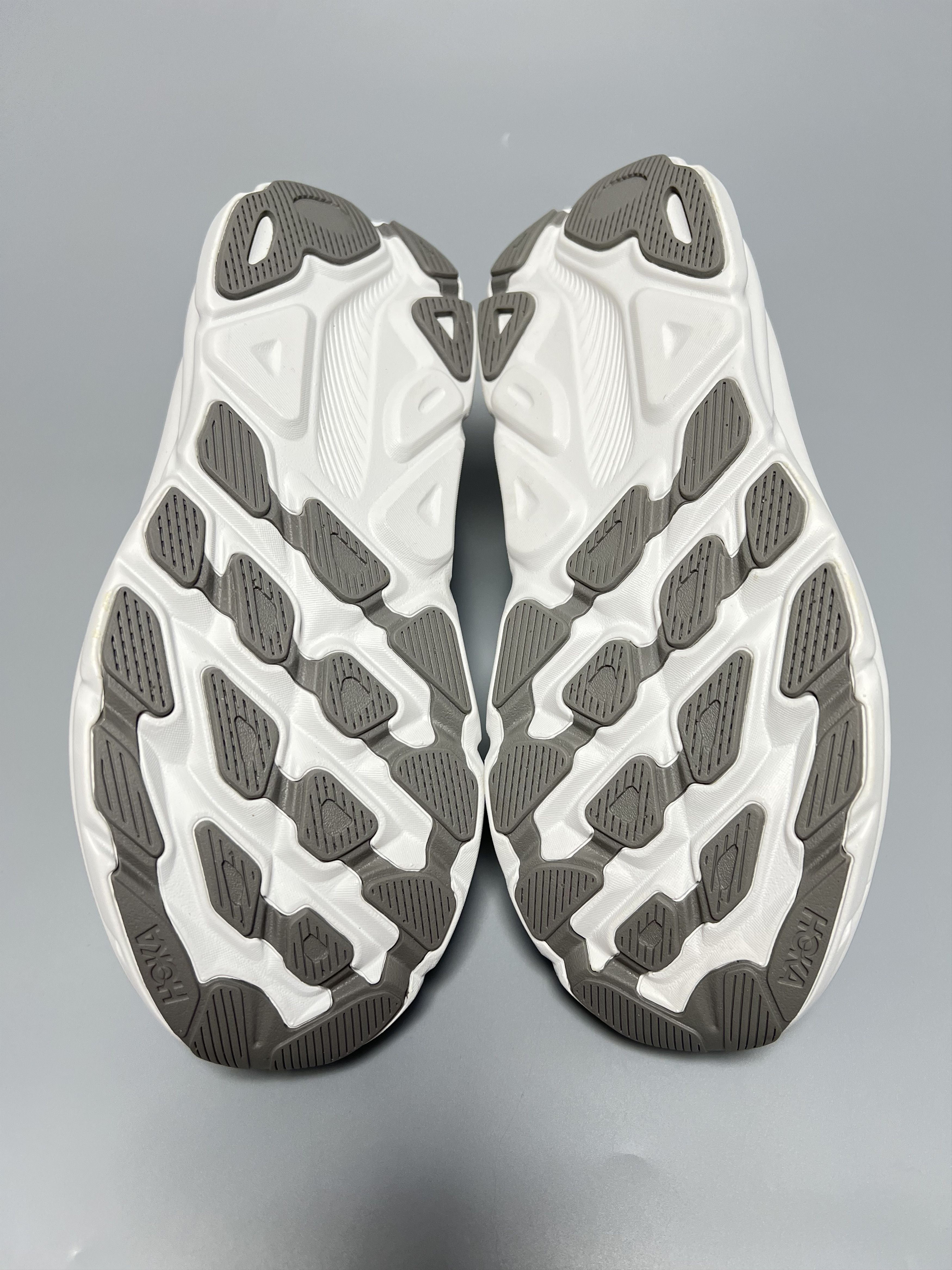 Hoka 10EE Hoka One One Clifton 9 Wide Running Shoes Walking Gym Size US 10 / EU 43 - 6 Thumbnail