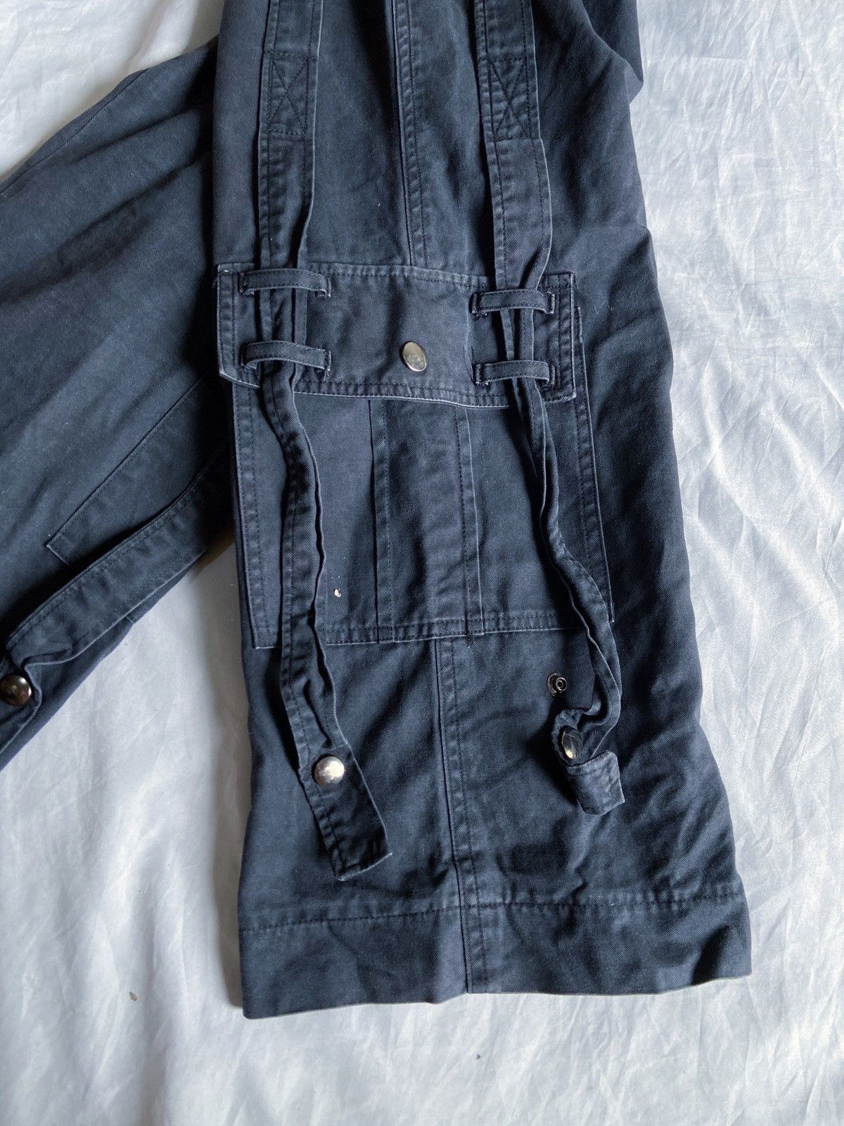 Japanese Brand B.P.N BONDAGE MULTI POCKET FLARED CARGO PANTS Size US 31 - 4 Thumbnail