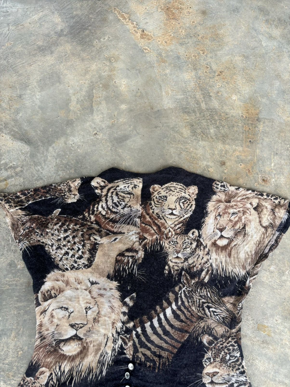 20471120 × Beauty Beast × Japanese Brand Vintage Japanese GK Animal Shirt Size M / US 6-8 / IT 42-44 - 4 Thumbnail