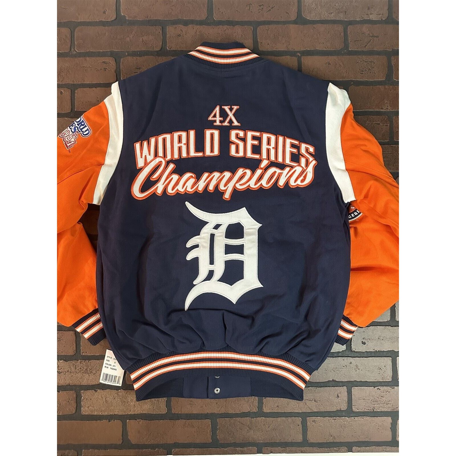 MLB DETROIT TIGERS 4X World Series Jacket- Never Worn- S-2XL Size US L / EU 52-54 / 3 - 1 Thumbnail