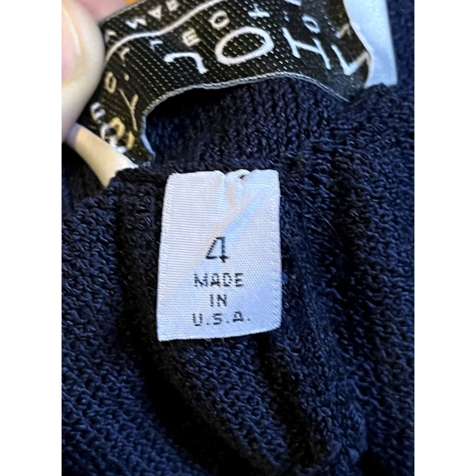 St. John St. John Collection Santana Knit Stretch Pants Women’s 4 Black Dress Pants Slim Straight Waist 24" Inseam 26" Wool Pleated Burnished Size 27" / US 4 / IT 40 - 5 Thumbnail