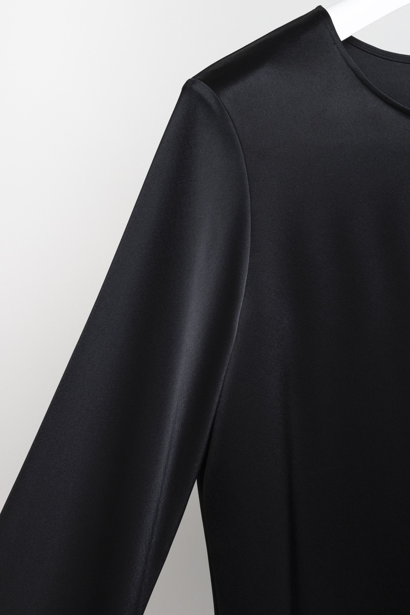Theory Theory Black Minimalist Satin Blouse Size S / US 4 / IT 40 - 5 Thumbnail