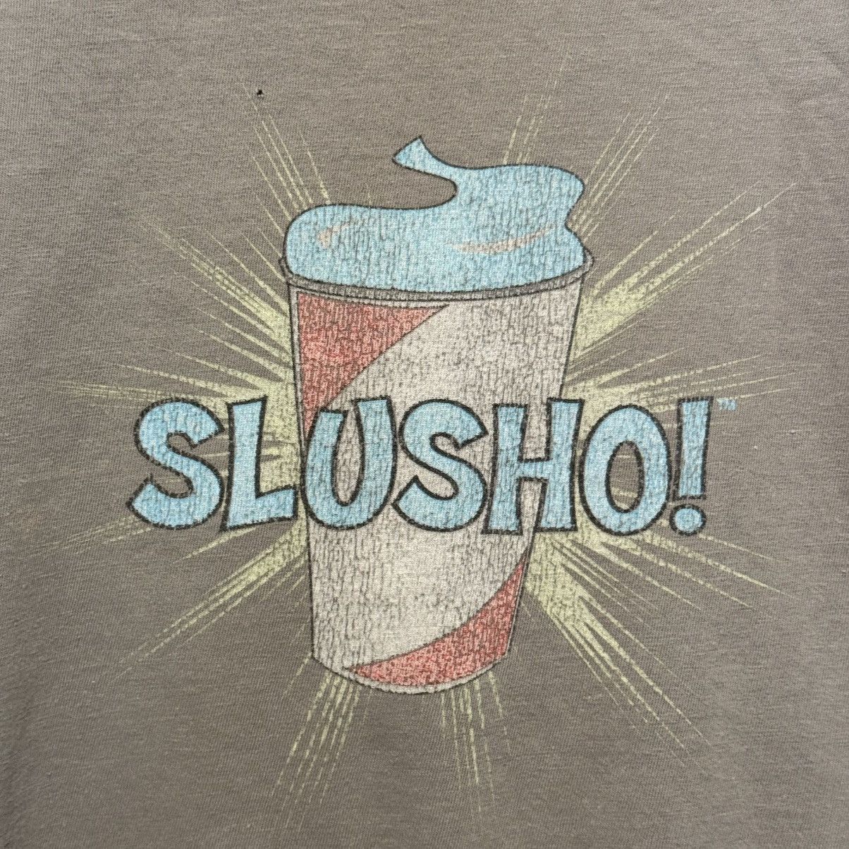Vintage Vintage Cloverfield Movie Promo Shirt SLUSHO Large JJ Abrams Size US L / EU 52-54 / 3 - 2 Thumbnail