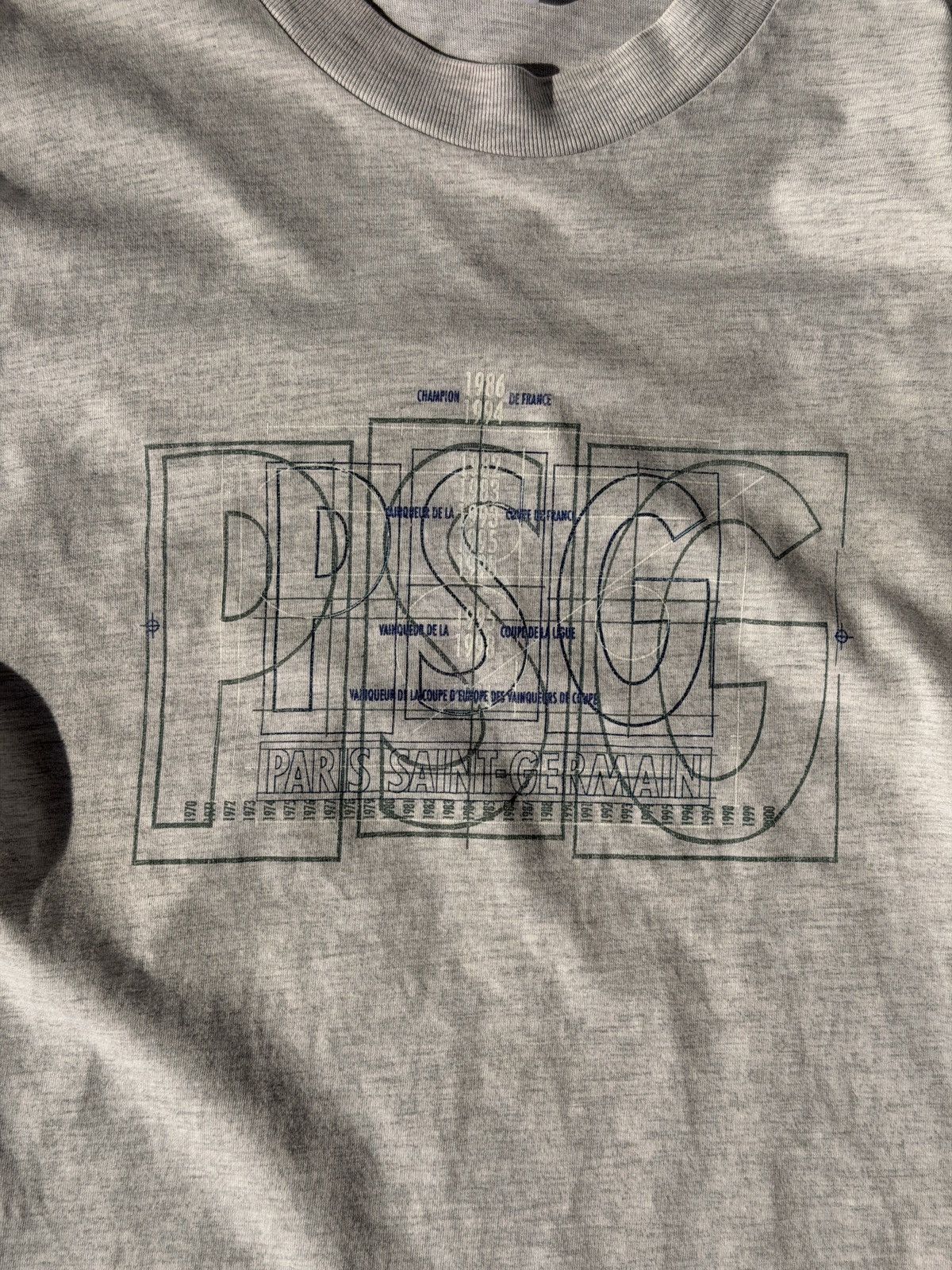 Nike Vintage PSG 2000 Nike Total 90 T-shirt Size US L / EU 52-54 / 3 - 3 Thumbnail
