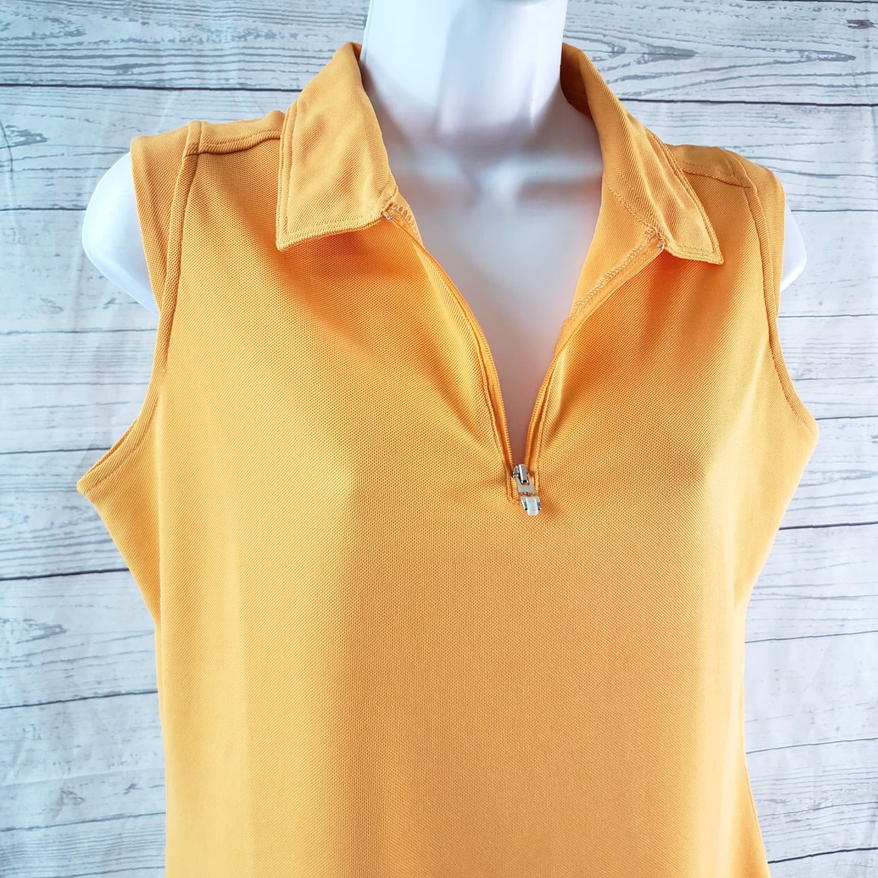 Vintage Nivo Womens Top Sz Medium Solid Orange 1/4 Zip Sleeveless Polo Shirt Womens Medium Orange 1/4 Zip Sleeveless Nivo Size M / US 6-8 / IT 42-44 - 2 Thumbnail
