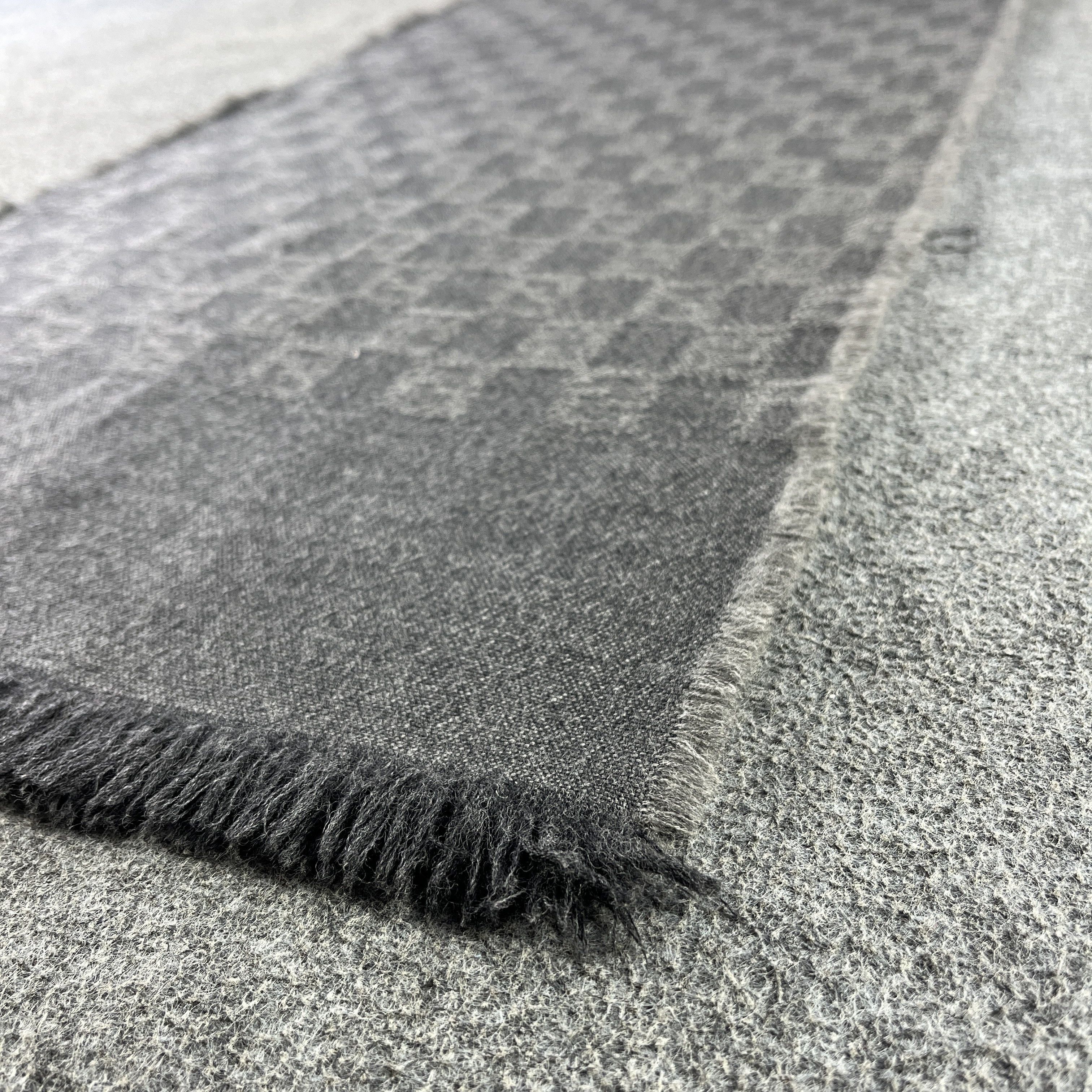 Fendi × Vintage Fendi Scarf / Muffler / Neckwear T1395 Size ONE SIZE - 8 Thumbnail