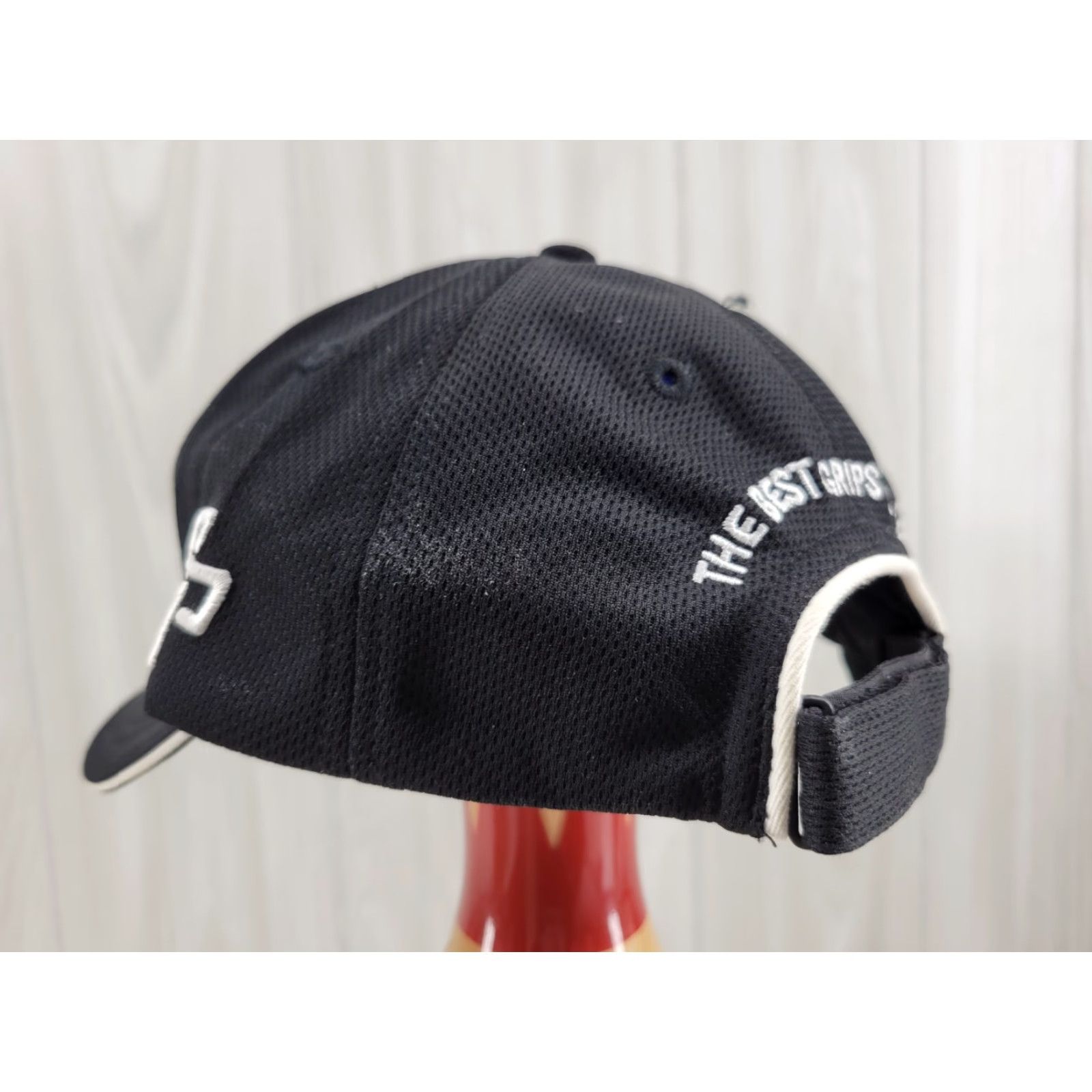 Vintage Winn Grips Golfing Strapback Black Baseball Cap Hat Size ONE SIZE - 7 Thumbnail