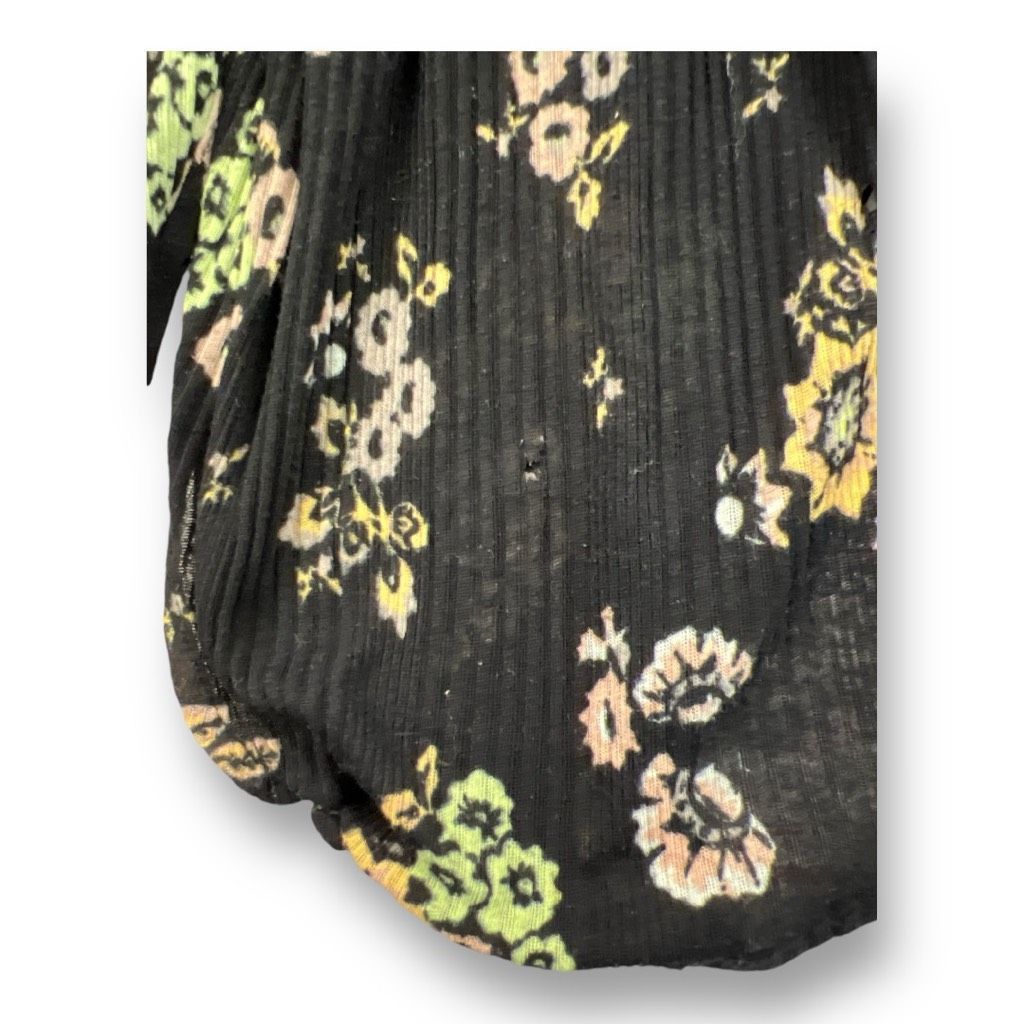 Free People Free People Handkerchief Slit Dress Size Extra Small Size XS / US 0-2 / IT 36-38 - 2 Thumbnail